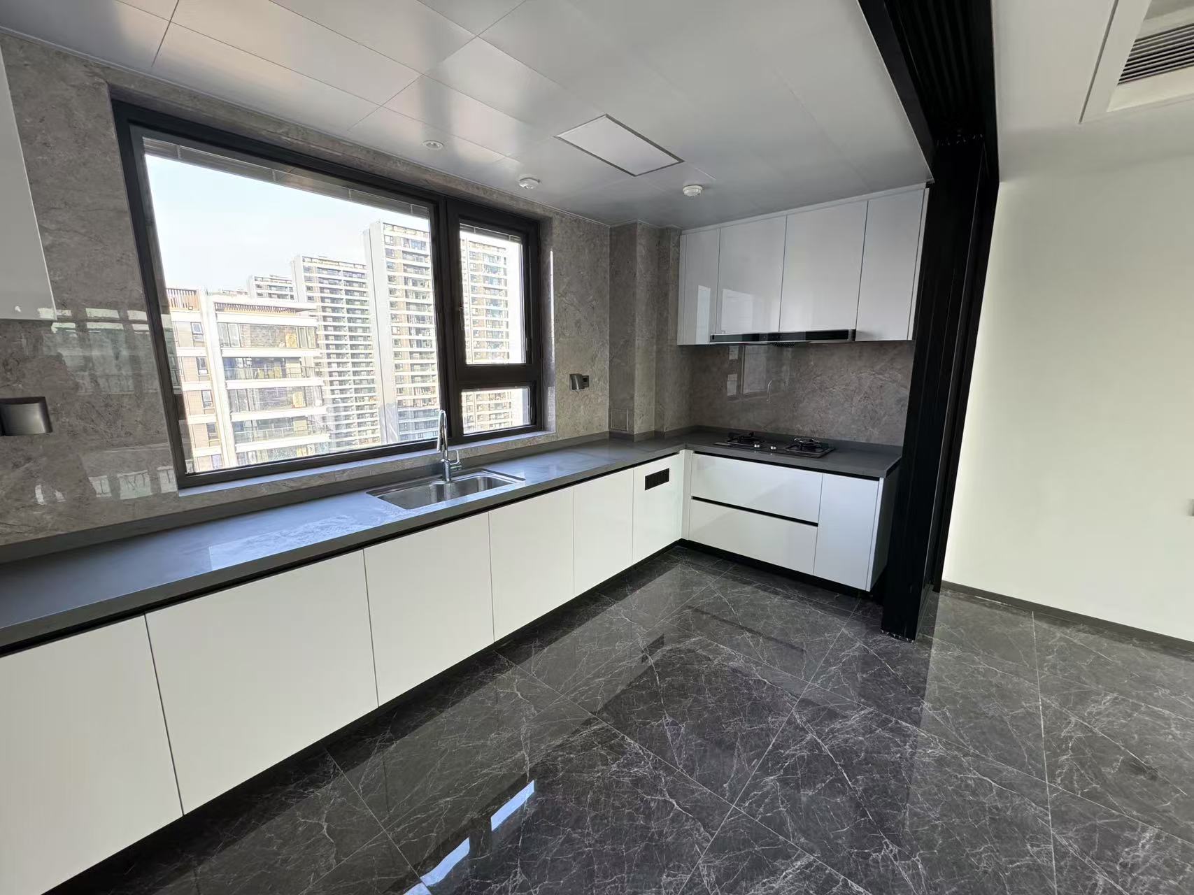 招商公园道 4室2厅2卫 157.06m&sup2;