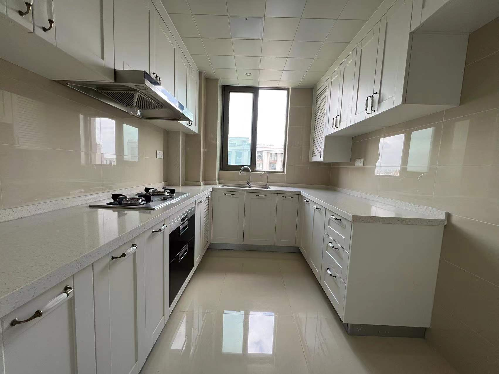 九玺台 3室1厅2卫 143.11m&sup2;