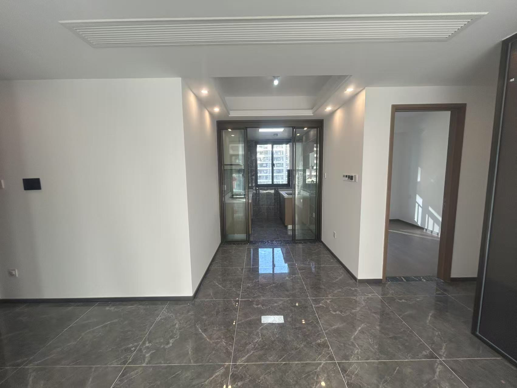 远创宸樾 3室2厅1卫 99.45m&sup2;