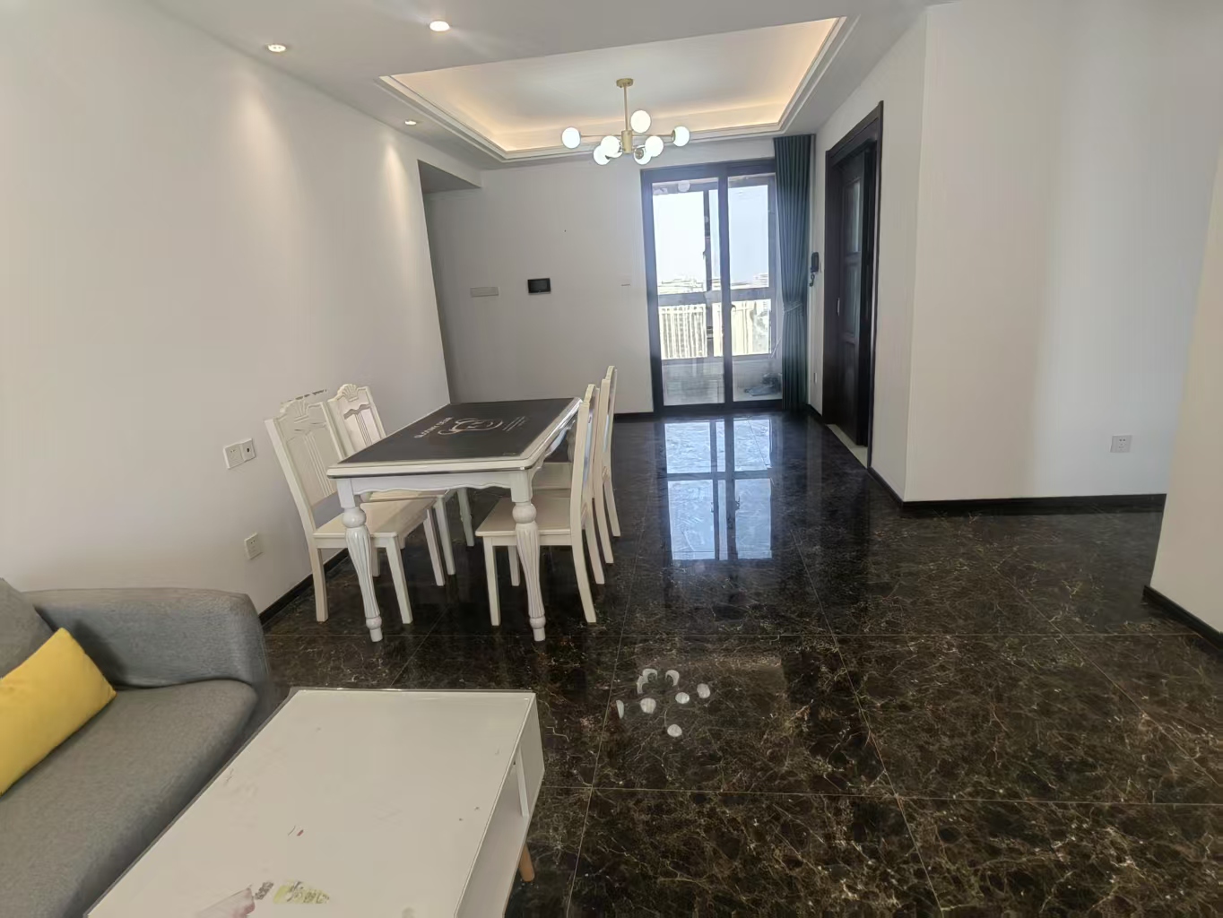 云樾东方 3室2厅2卫 124m&sup2;
