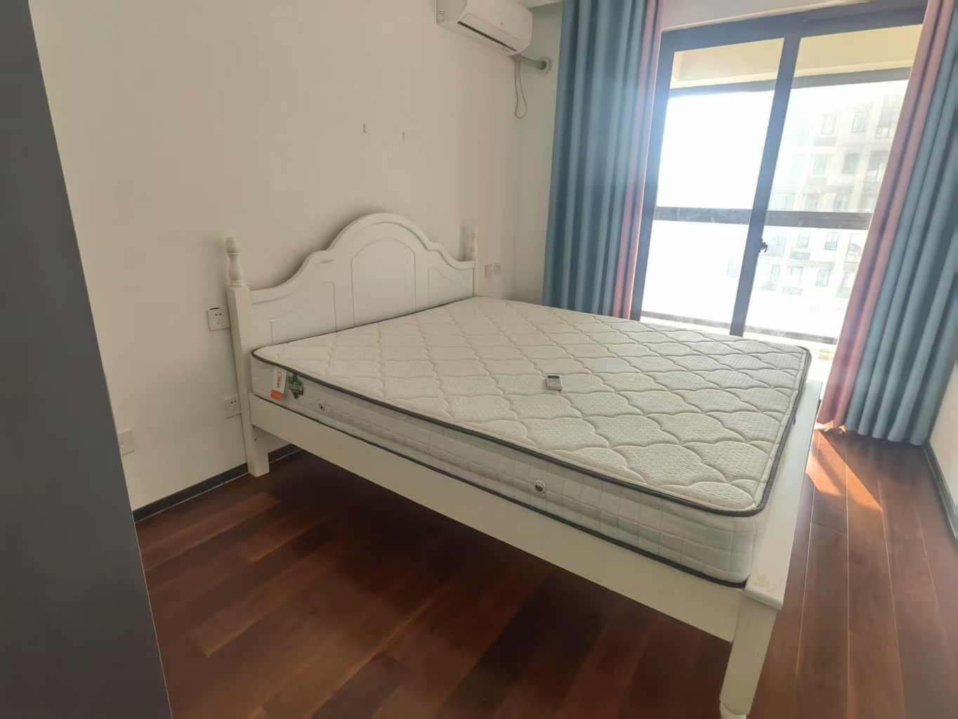 云樾东方 3室2厅2卫 124m&sup2;