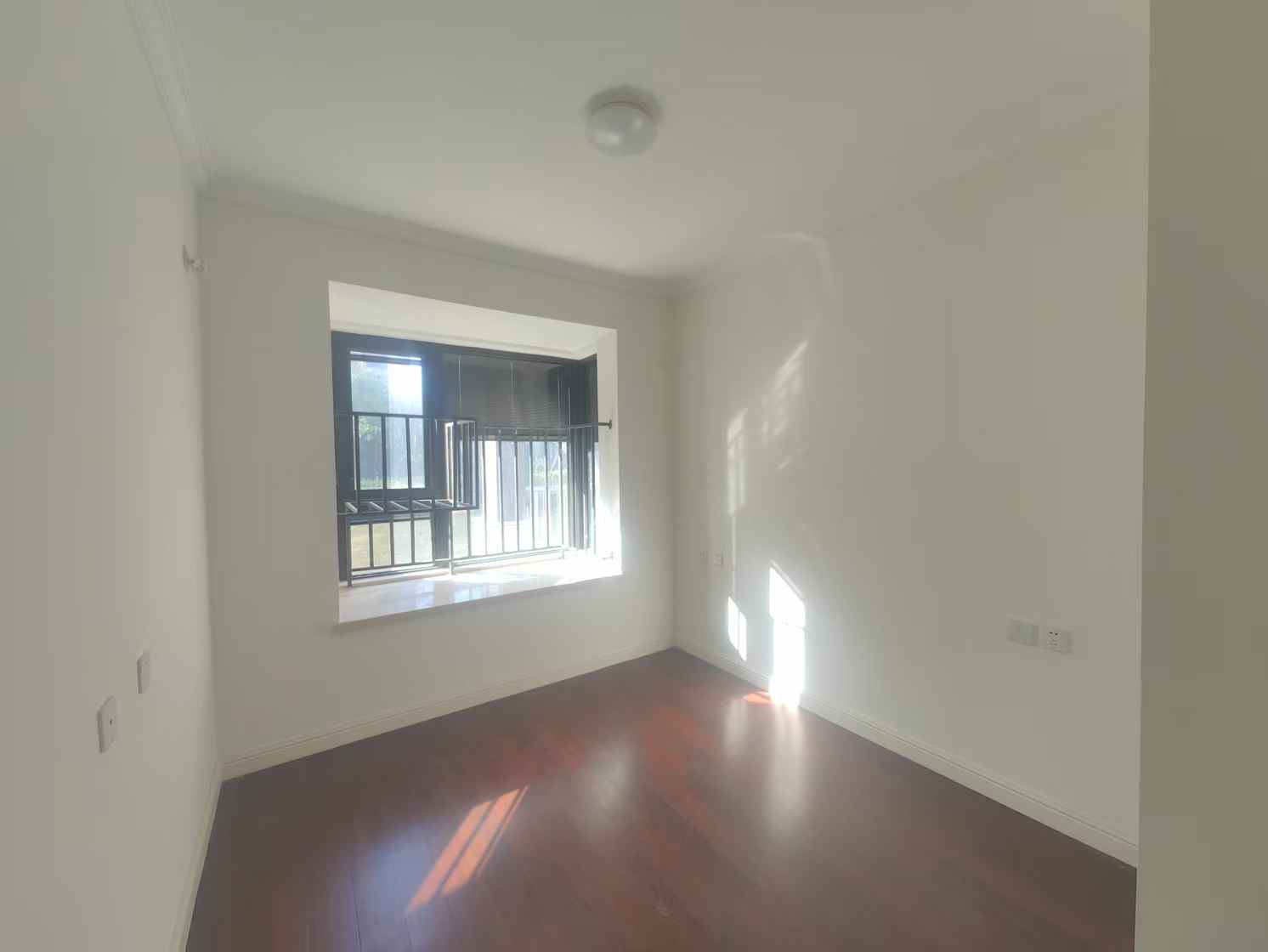 红星天铂 4室2厅2卫 128.49m&sup2;