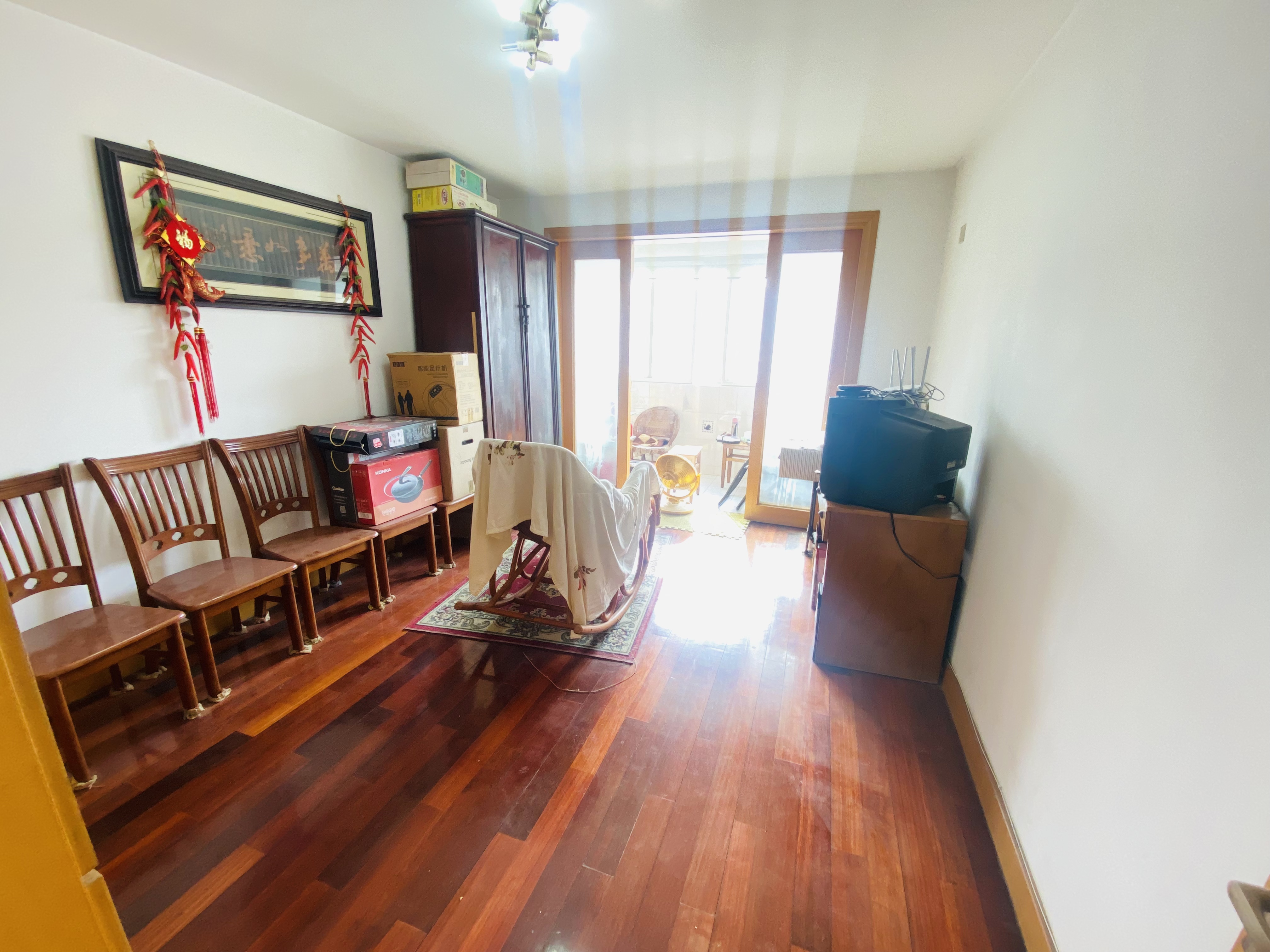 光明南村 3室2厅1卫 128.81m²