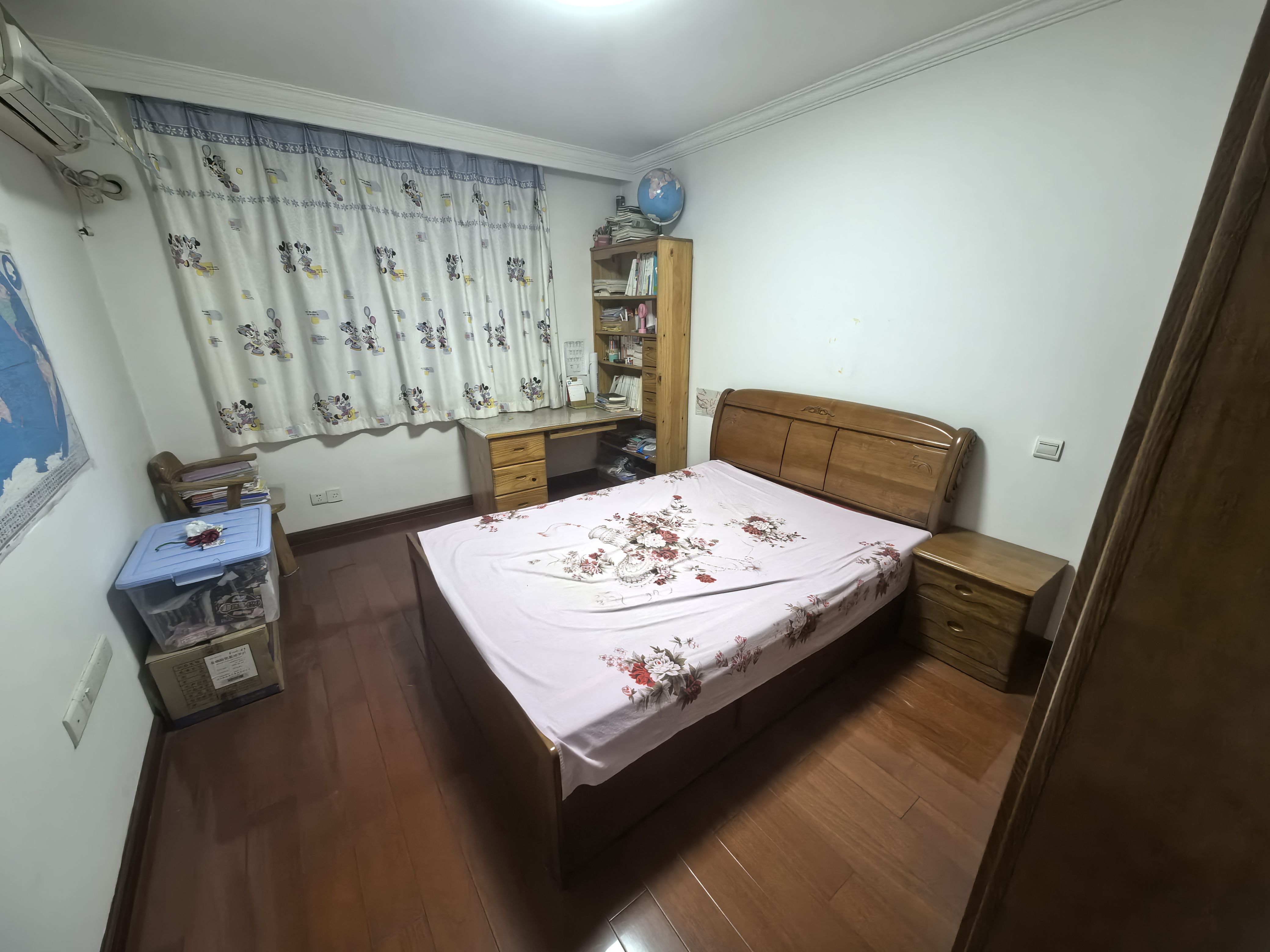 锦绣花园 3室2厅1卫 120m&sup2;