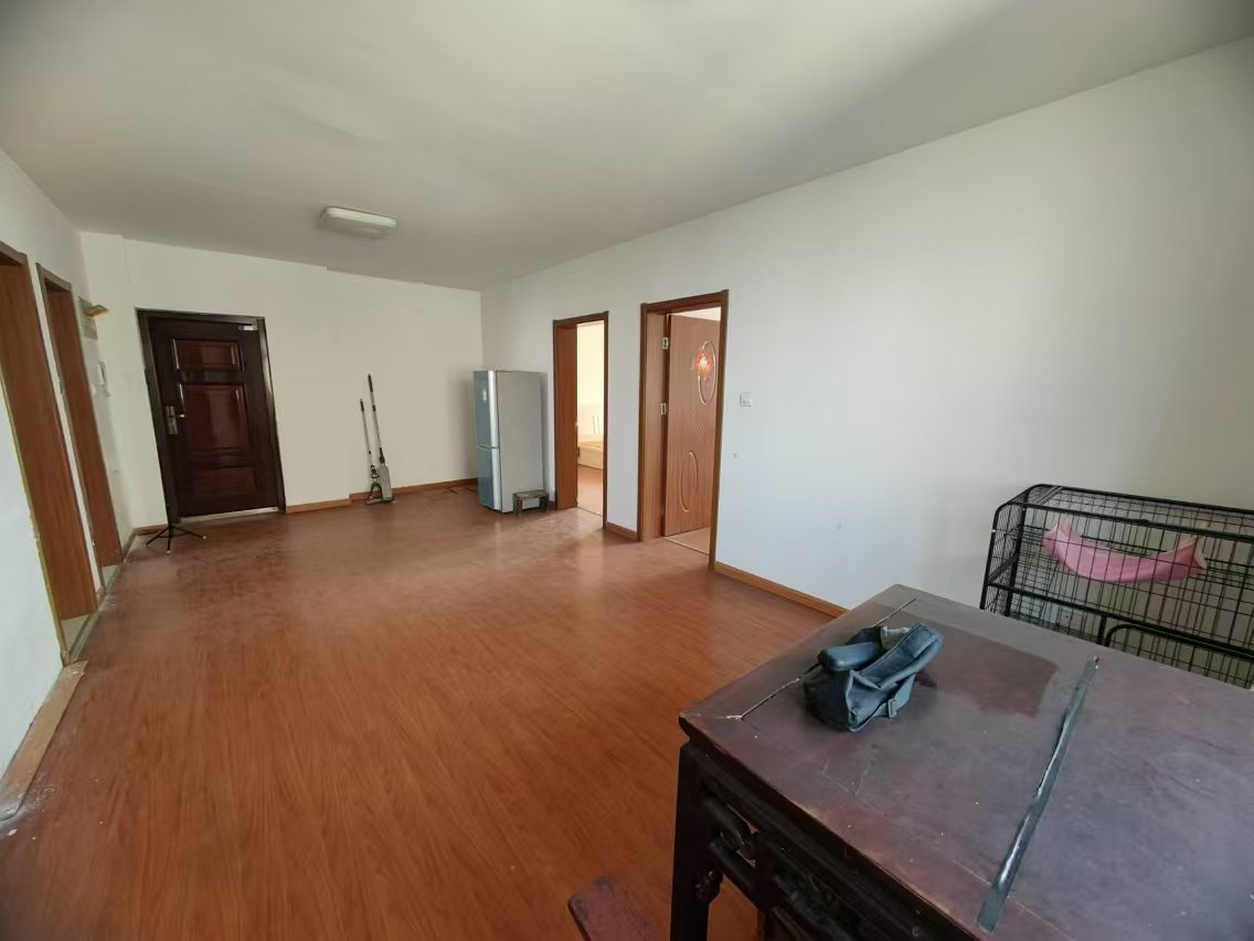 景河苑 3室2厅1卫 109.41m²