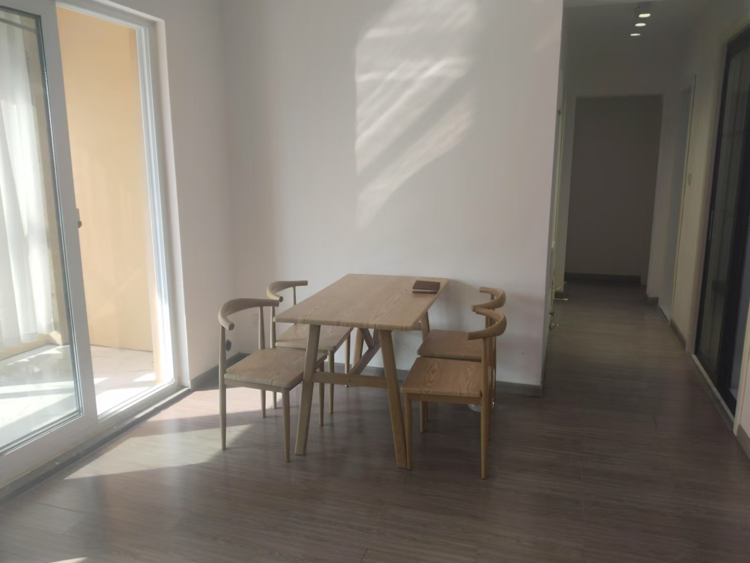 世茂九龙庭 3室2厅1卫 89.82m²