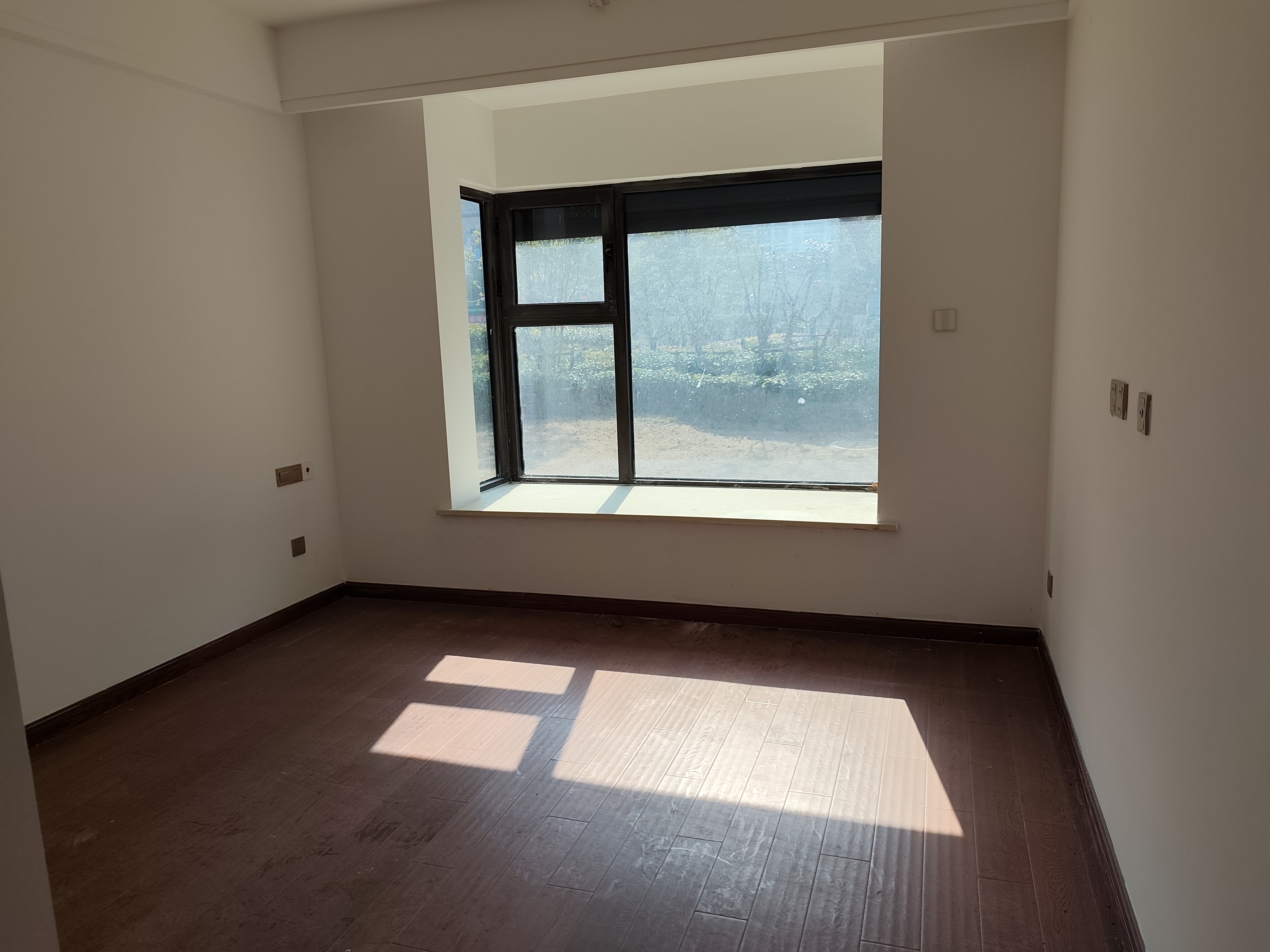 林肯公园 4室2厅2卫 121.42m&sup2;