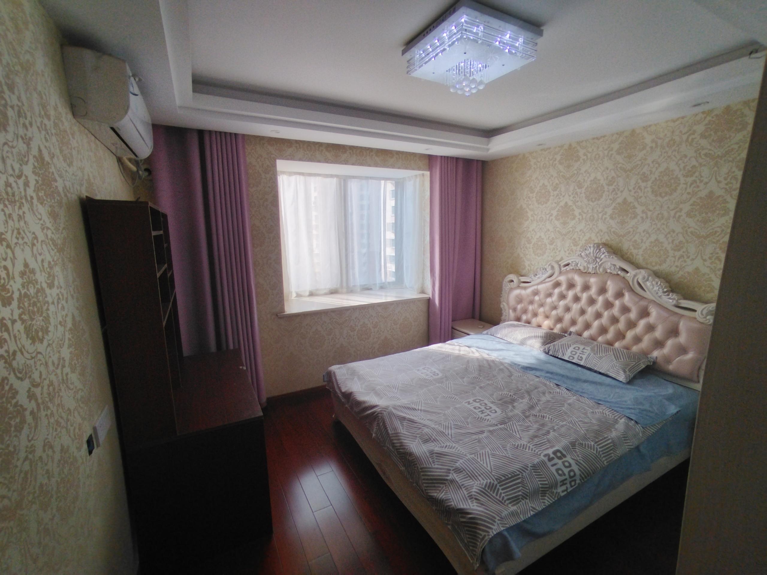 融悦华庭 3室2厅2卫 129m&sup2;