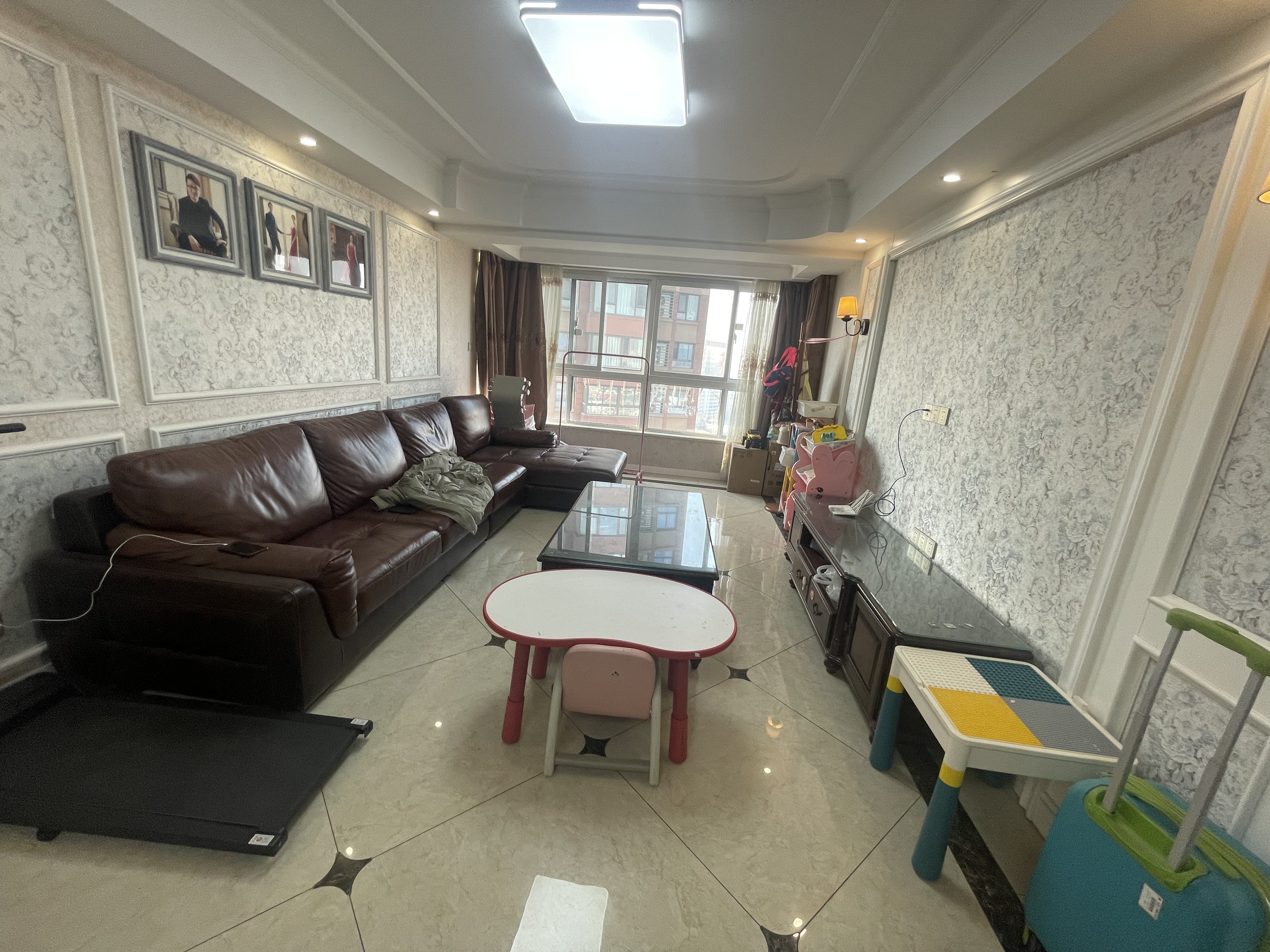 万濠星城 3室2厅2卫 128.4m²