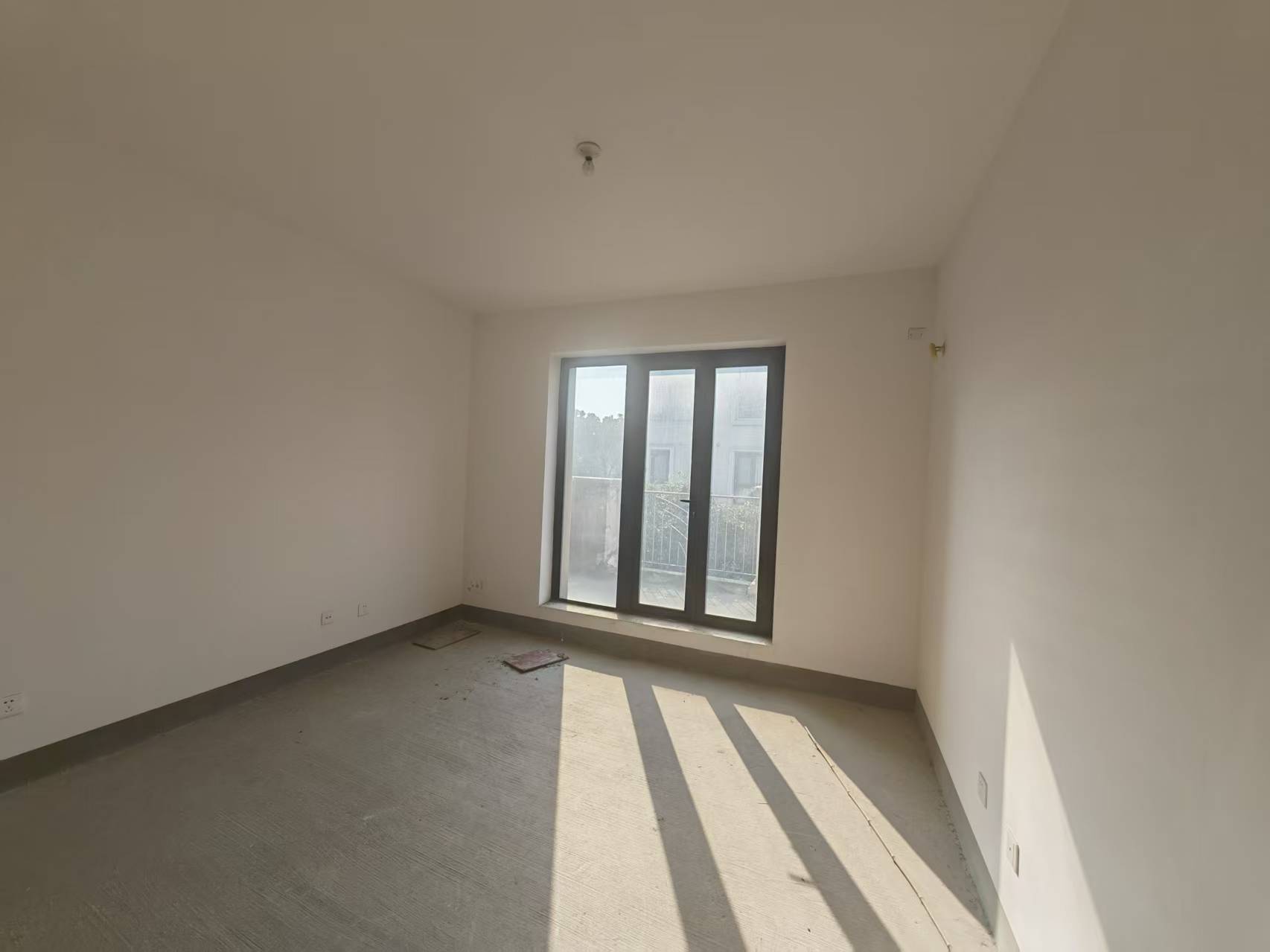 金河名人世家 4室2厅3卫 306m&sup2;