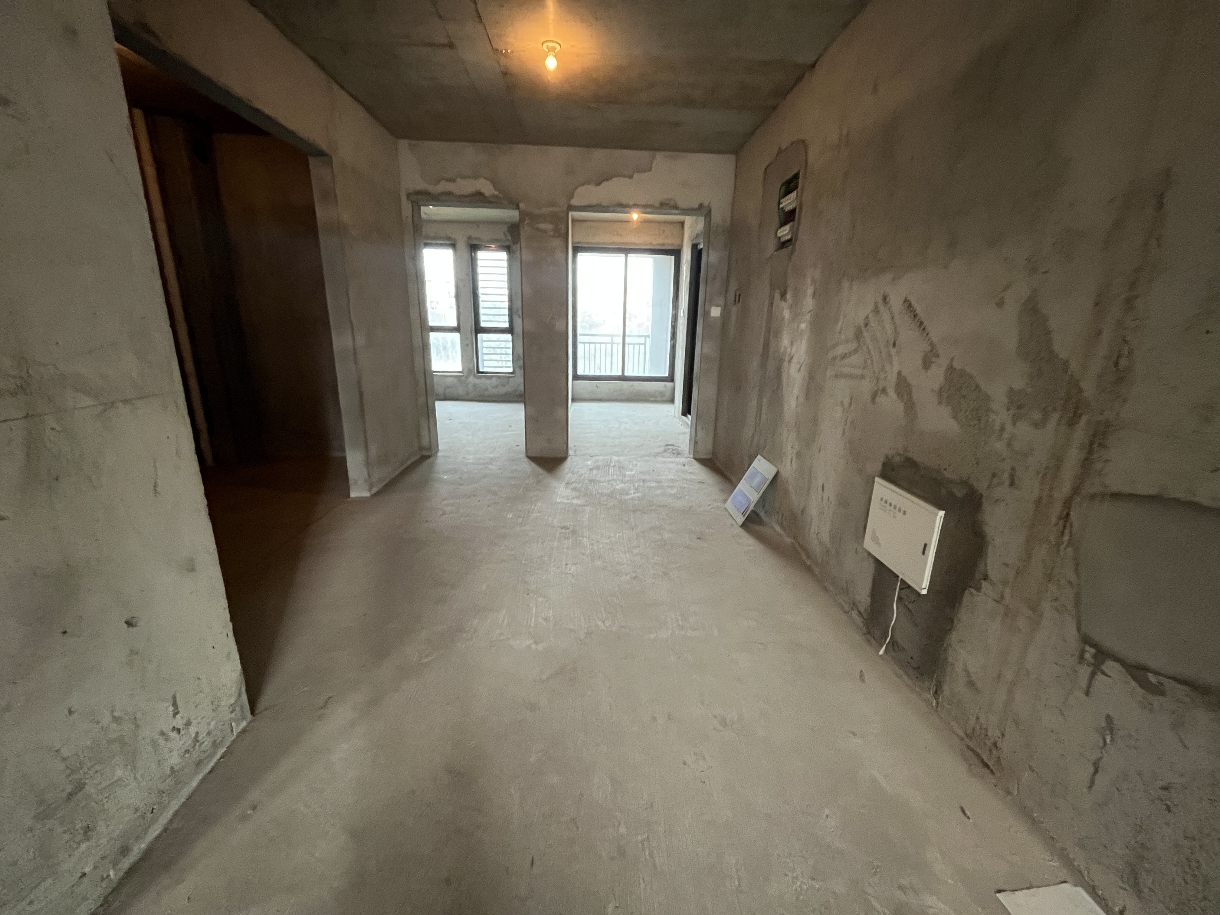 山水壹号 2室2厅1卫 92.00m²