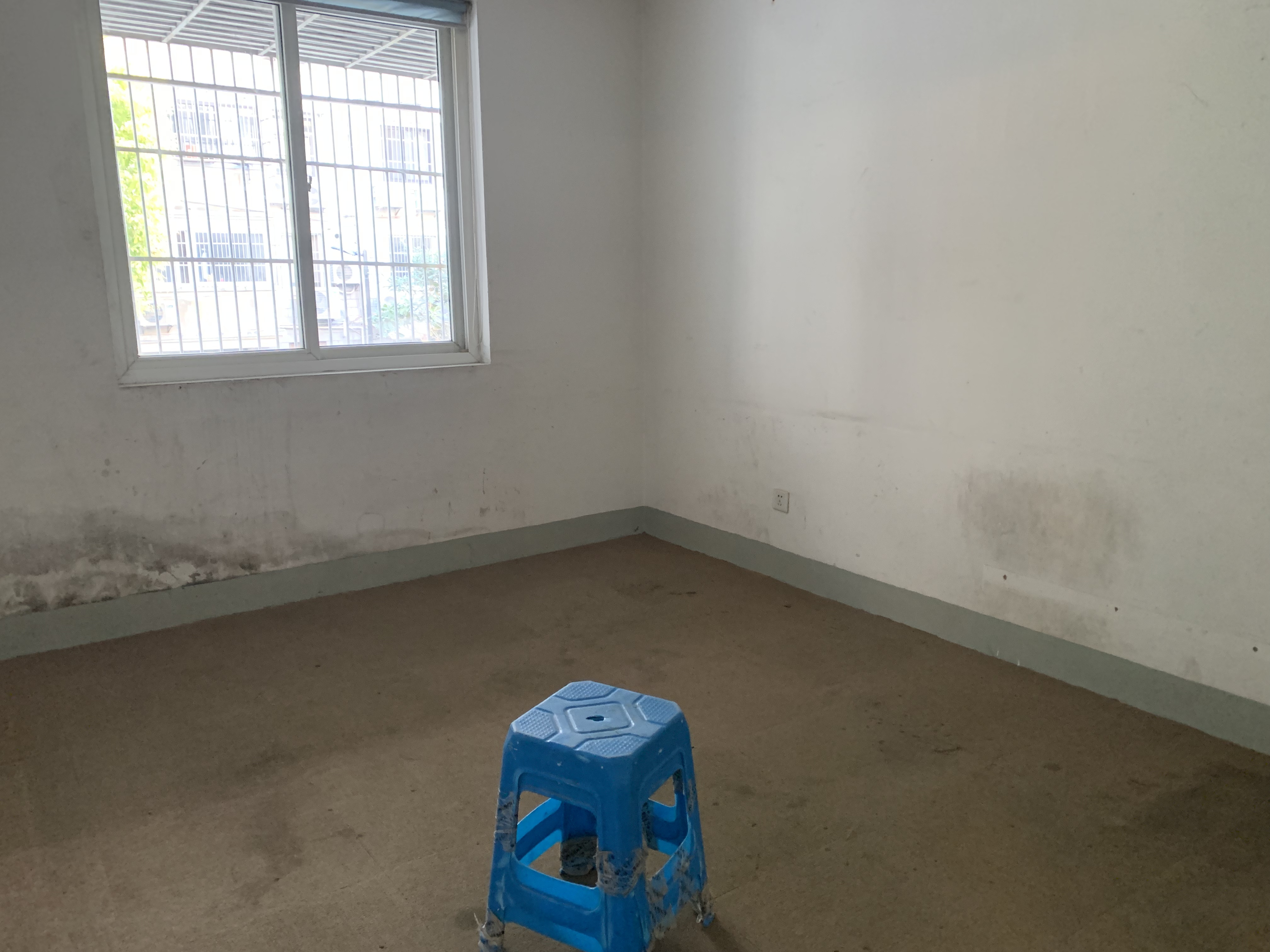 德民花苑东区 3室2厅1卫 120m&sup2;