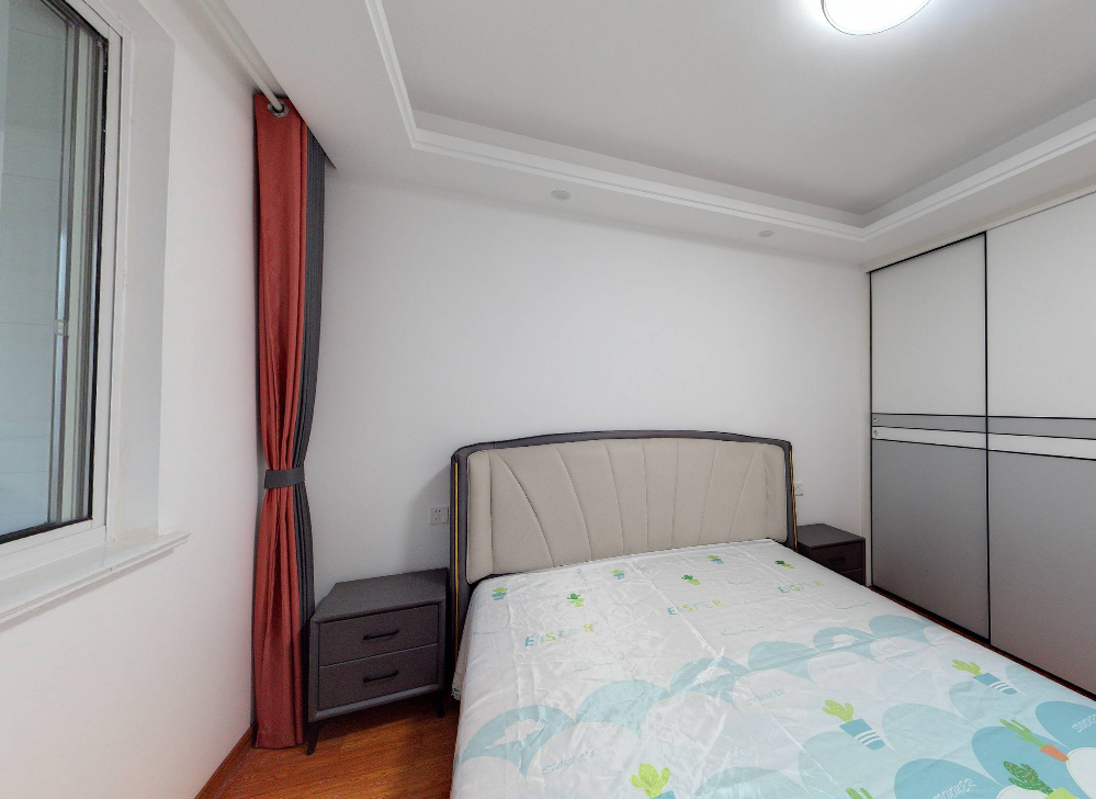 华德公寓 4室2厅2卫 156m&sup2;
