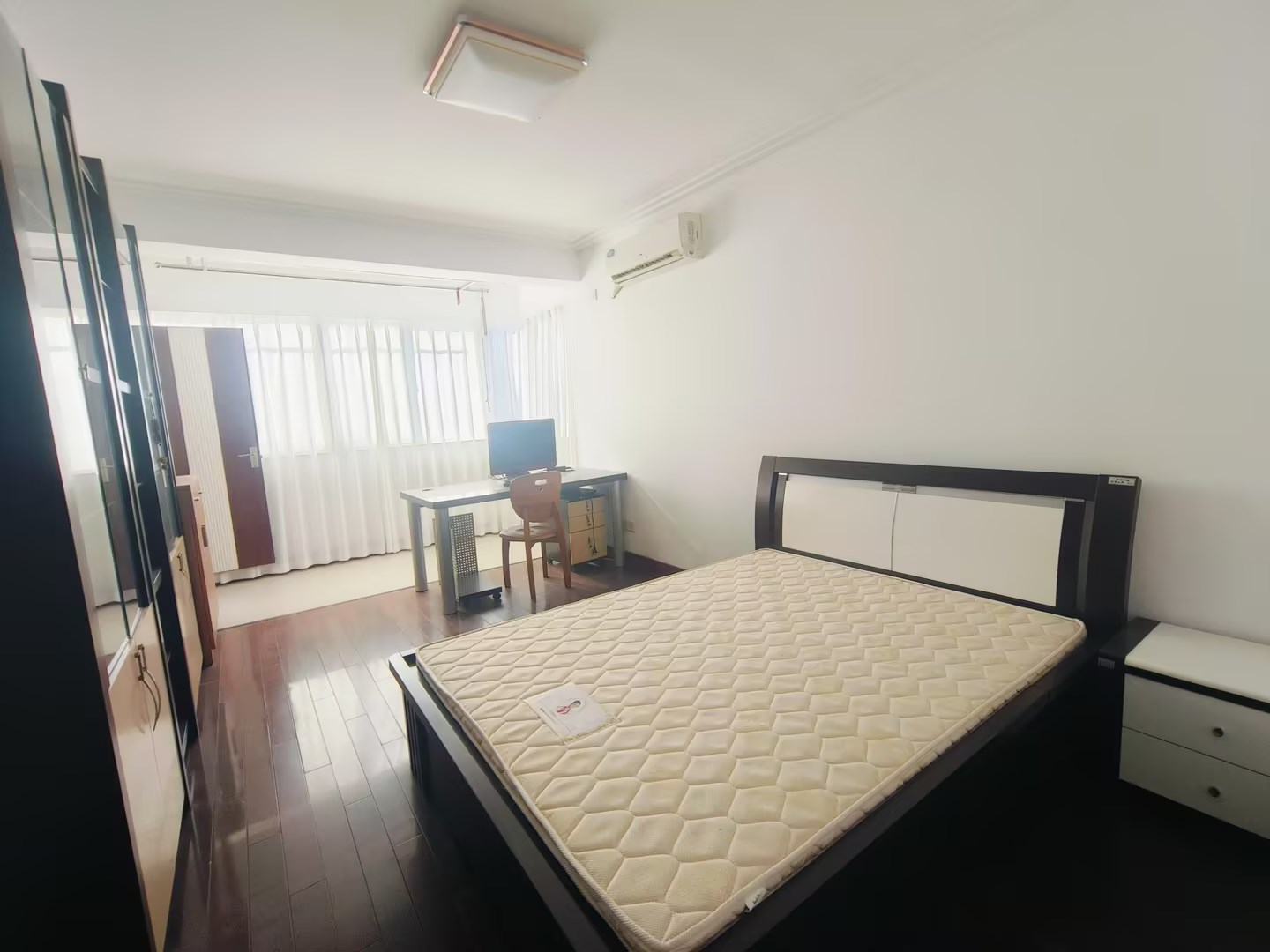 和兴花苑 3室2厅1卫 125m&sup2;