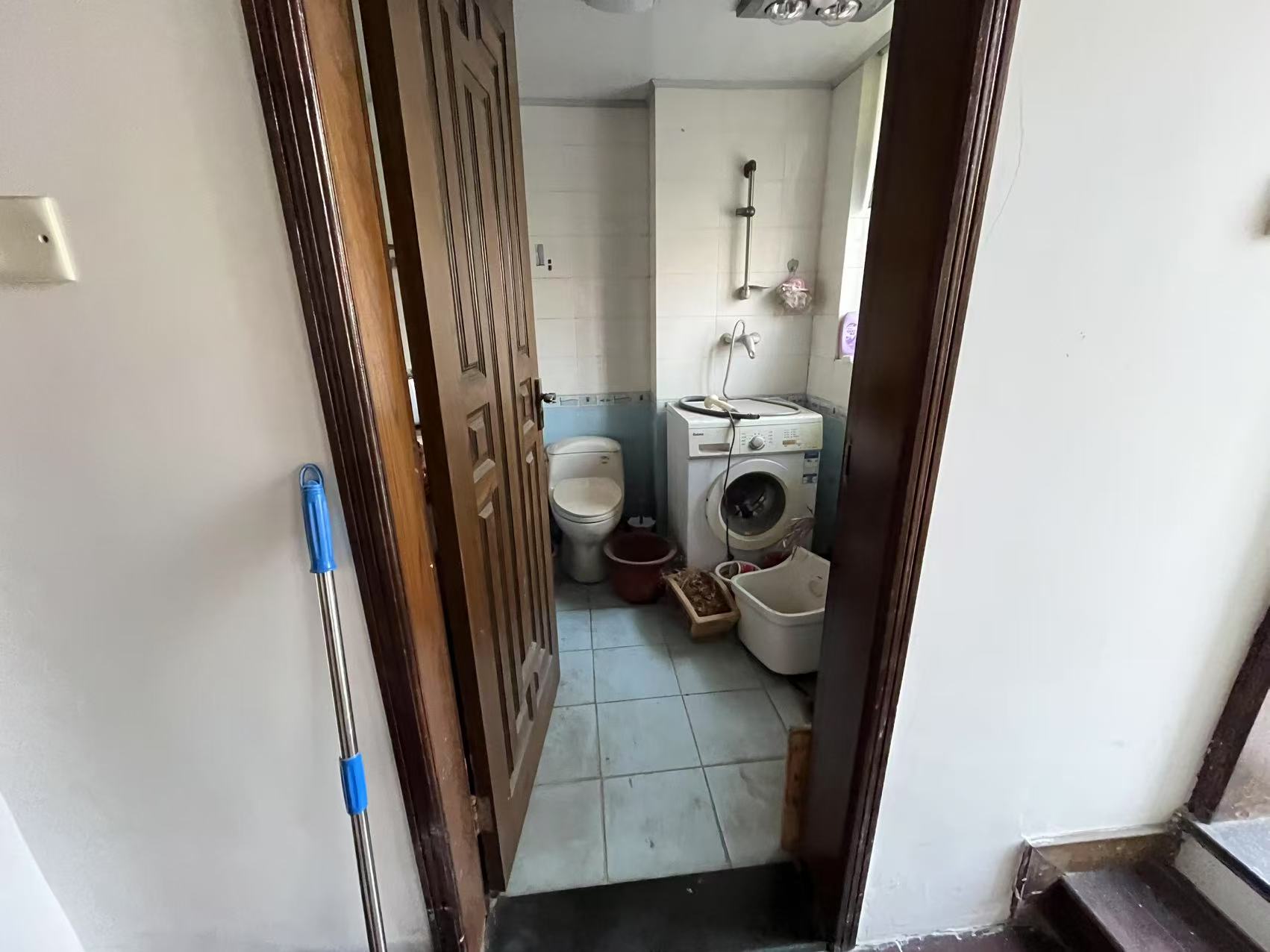瑞丰花园 5室3厅2卫 218m&sup2;