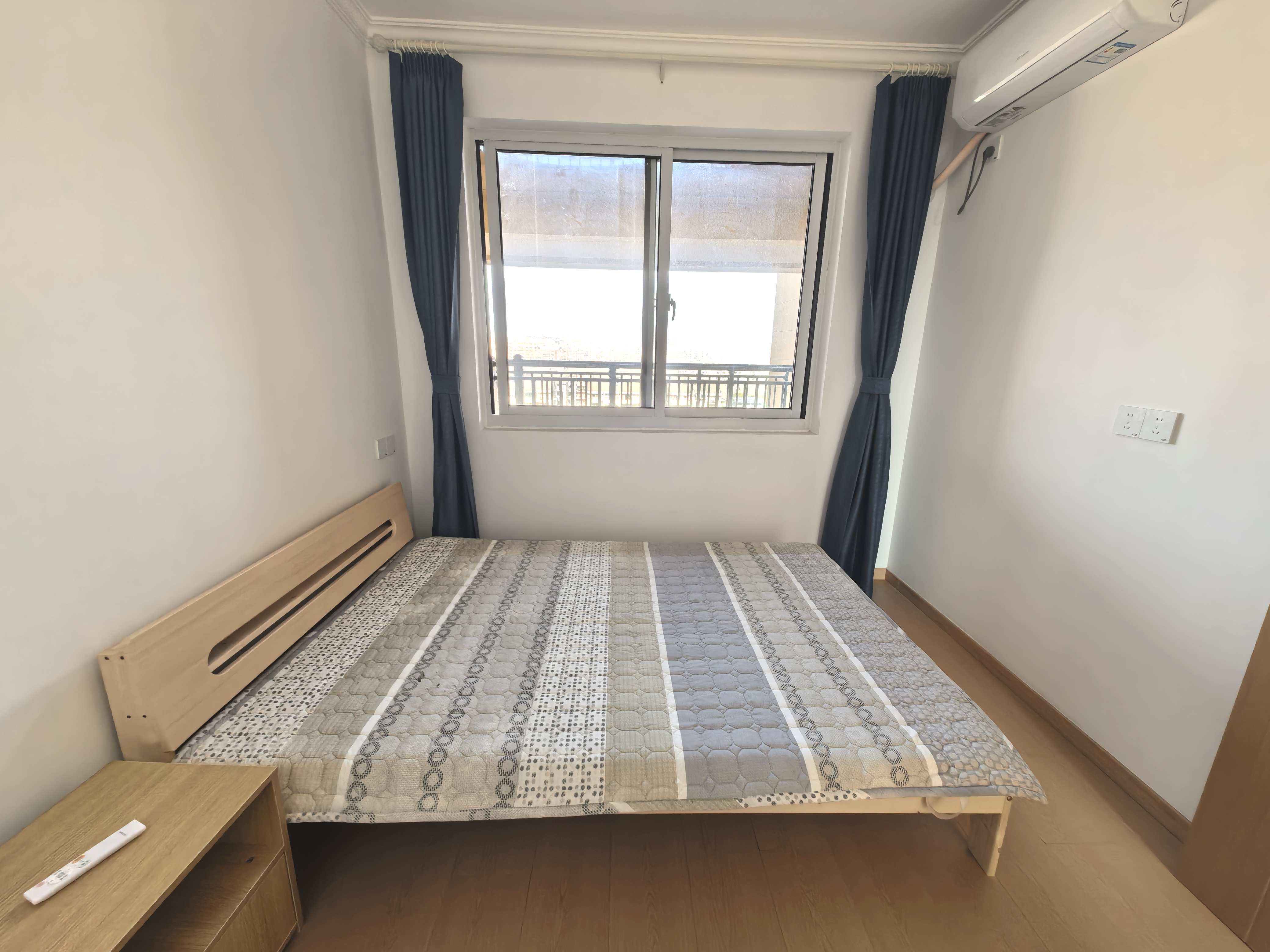 新城香溢紫郡 3室2厅1卫 97m&sup2;