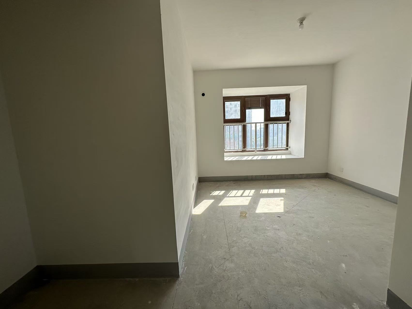阳光悦城 4室2厅2卫 139.2m&sup2;