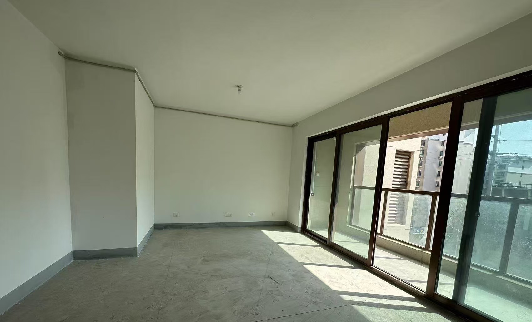 阳光悦城 4室2厅2卫 139.2m&sup2;