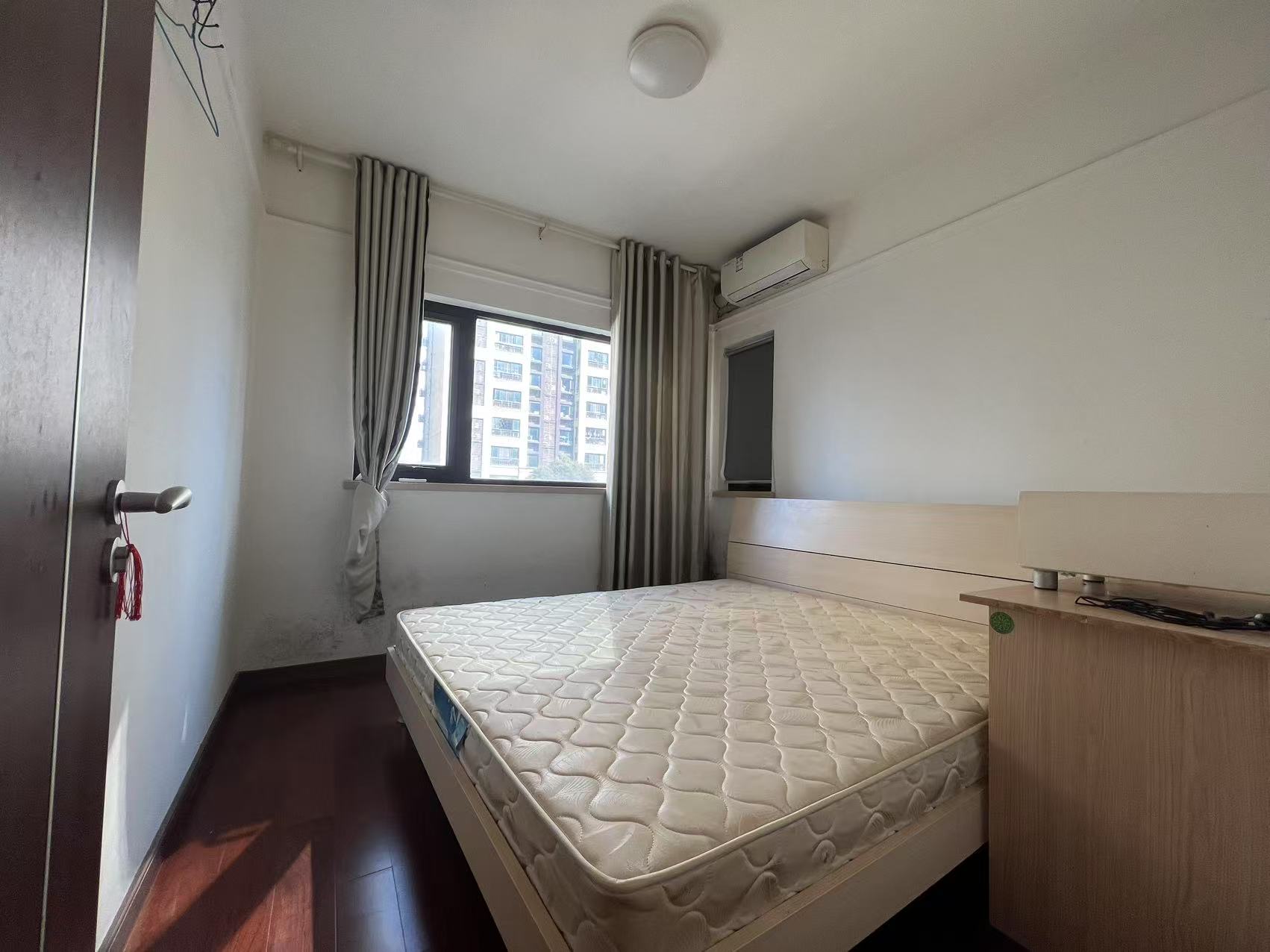 万科城市之光 4室2厅2卫 142.73m&sup2;