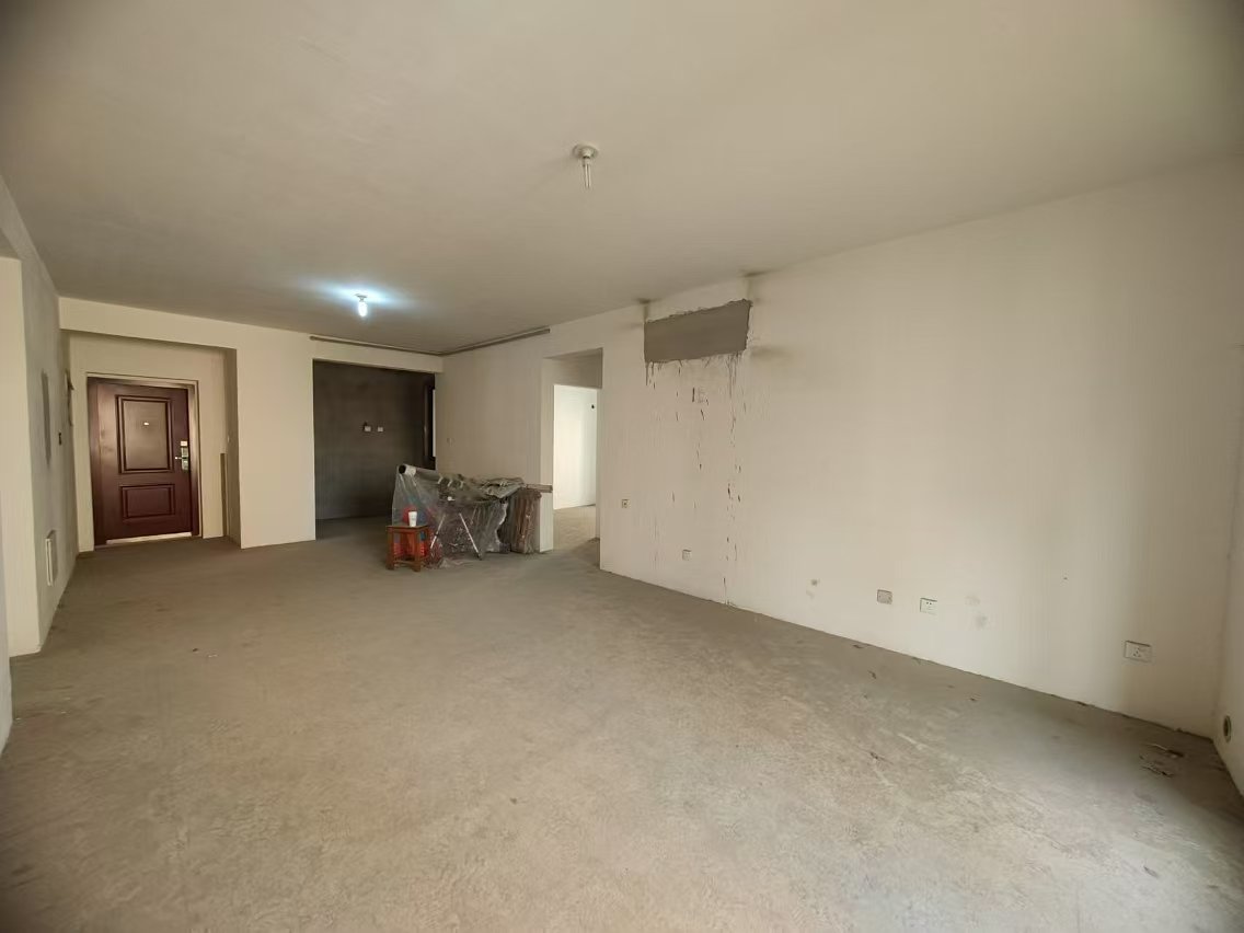冠城大通棕榈湾 3室2厅2卫 138m&sup2;