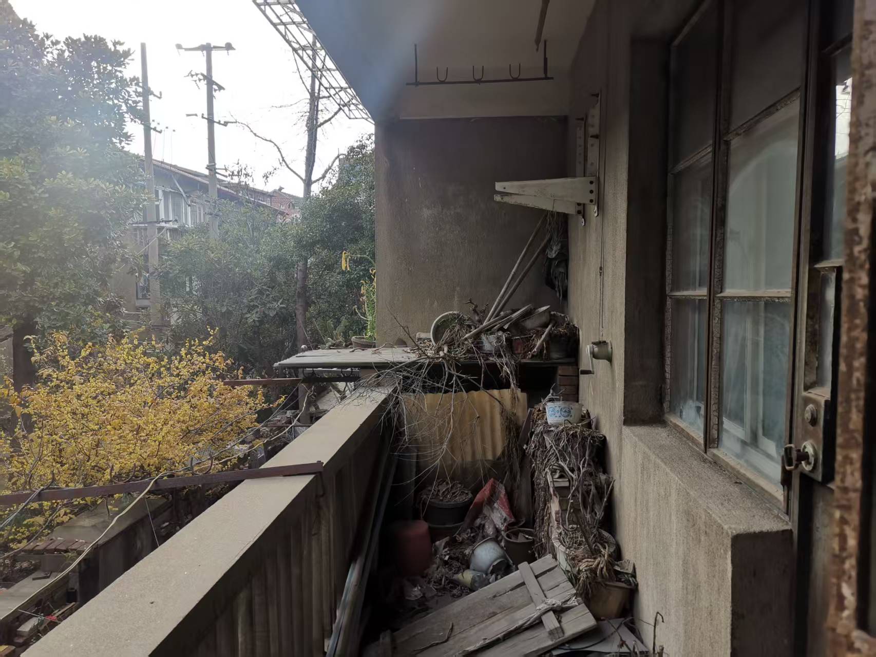易家桥新村 2室1厅1卫 97.99m&sup2;