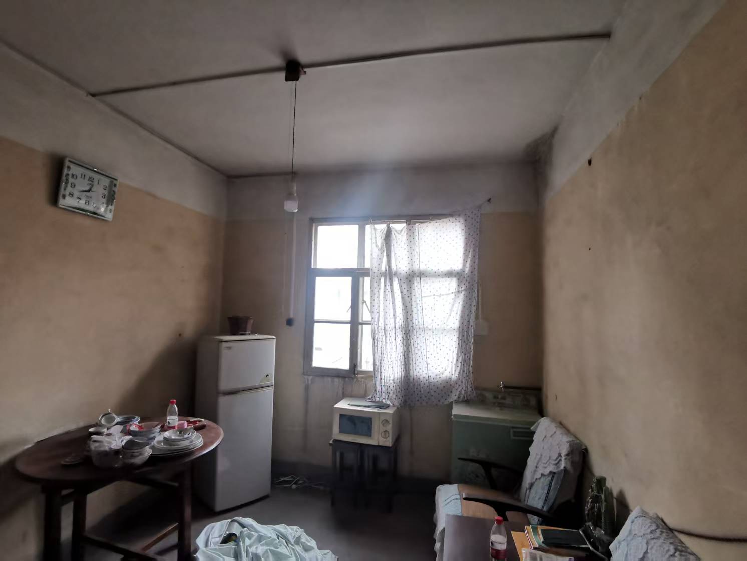 易家桥新村 2室1厅1卫 97.99m²
