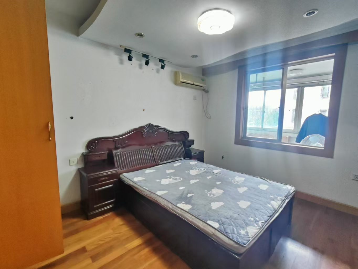 学田东苑 3室2厅1卫 105.00m&sup2;