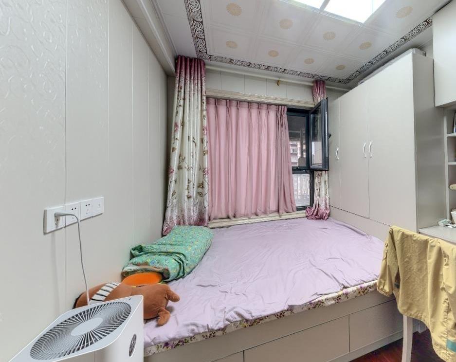 万达华府 3室2厅1卫 106.87m&sup2;