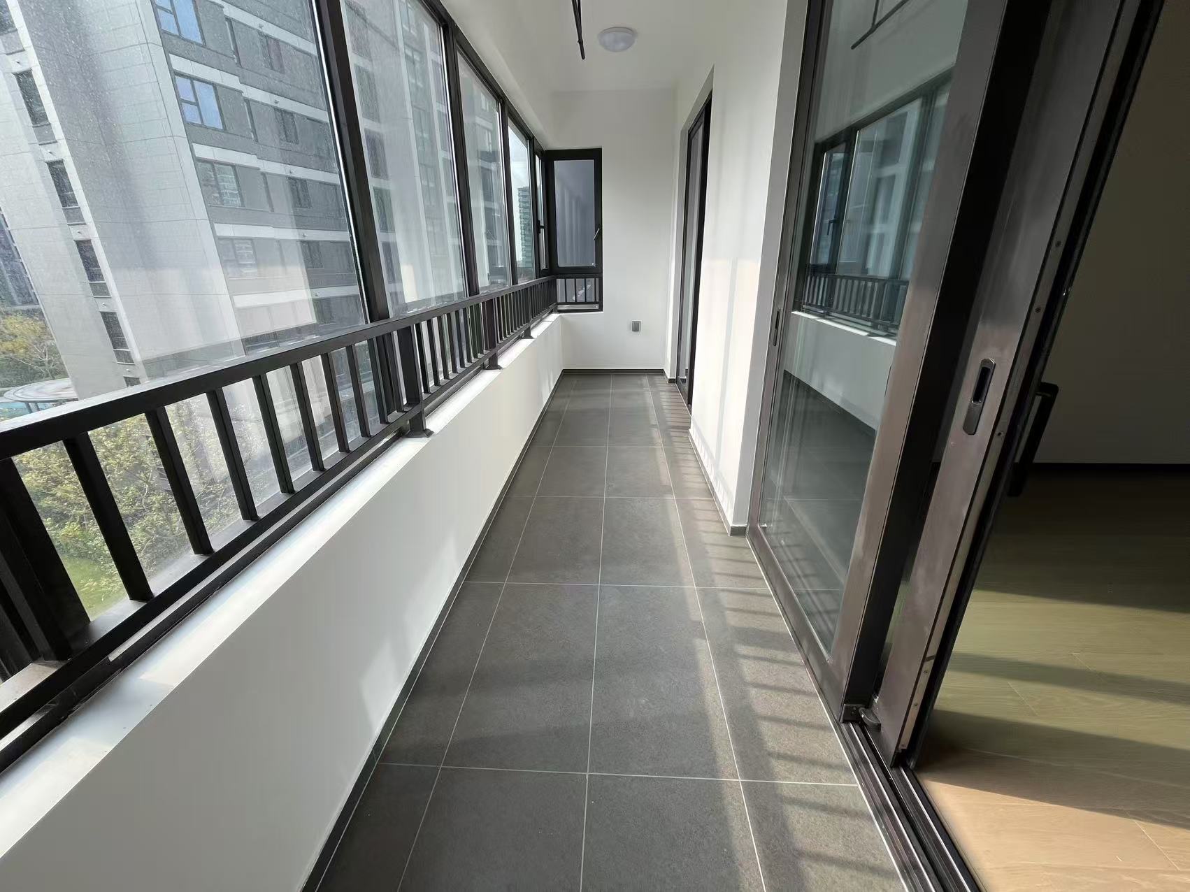 滨江道静园 3室2厅2卫 117.56m&sup2;