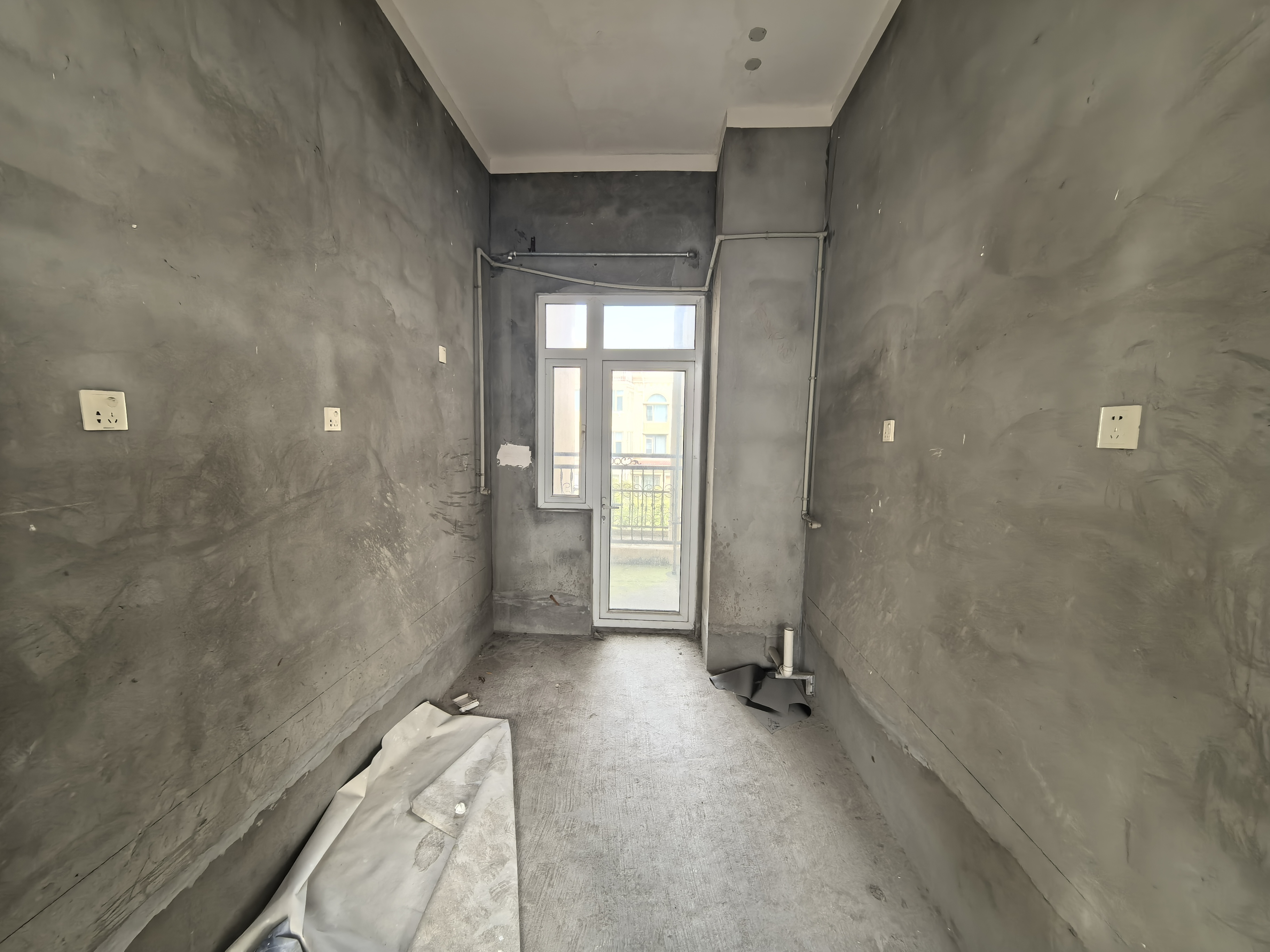 军山花园 4室2厅3卫 237.00m&sup2;
