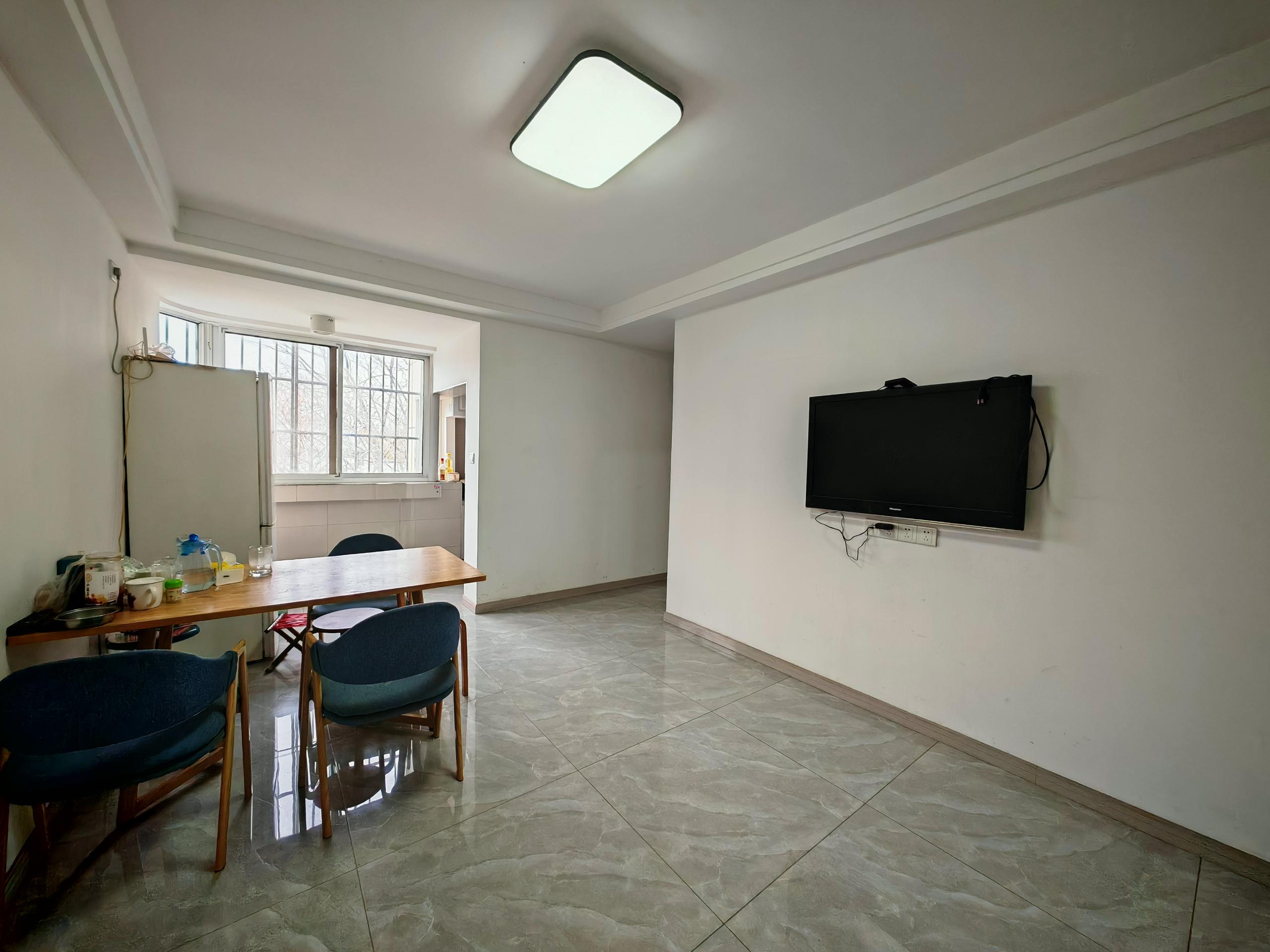 文峰新村 3室1厅1卫 83.21m&sup2;