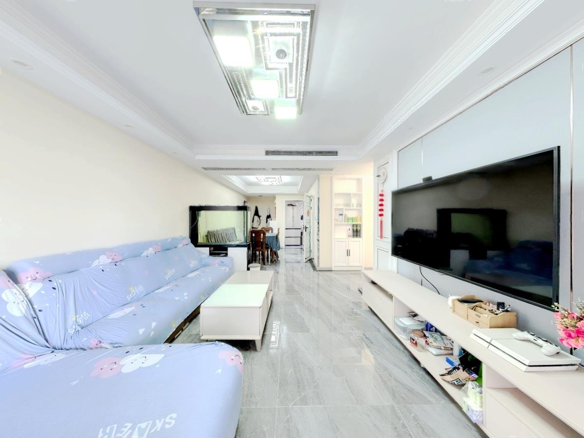 保利香槟国际 4室2厅2卫 143.35m²
