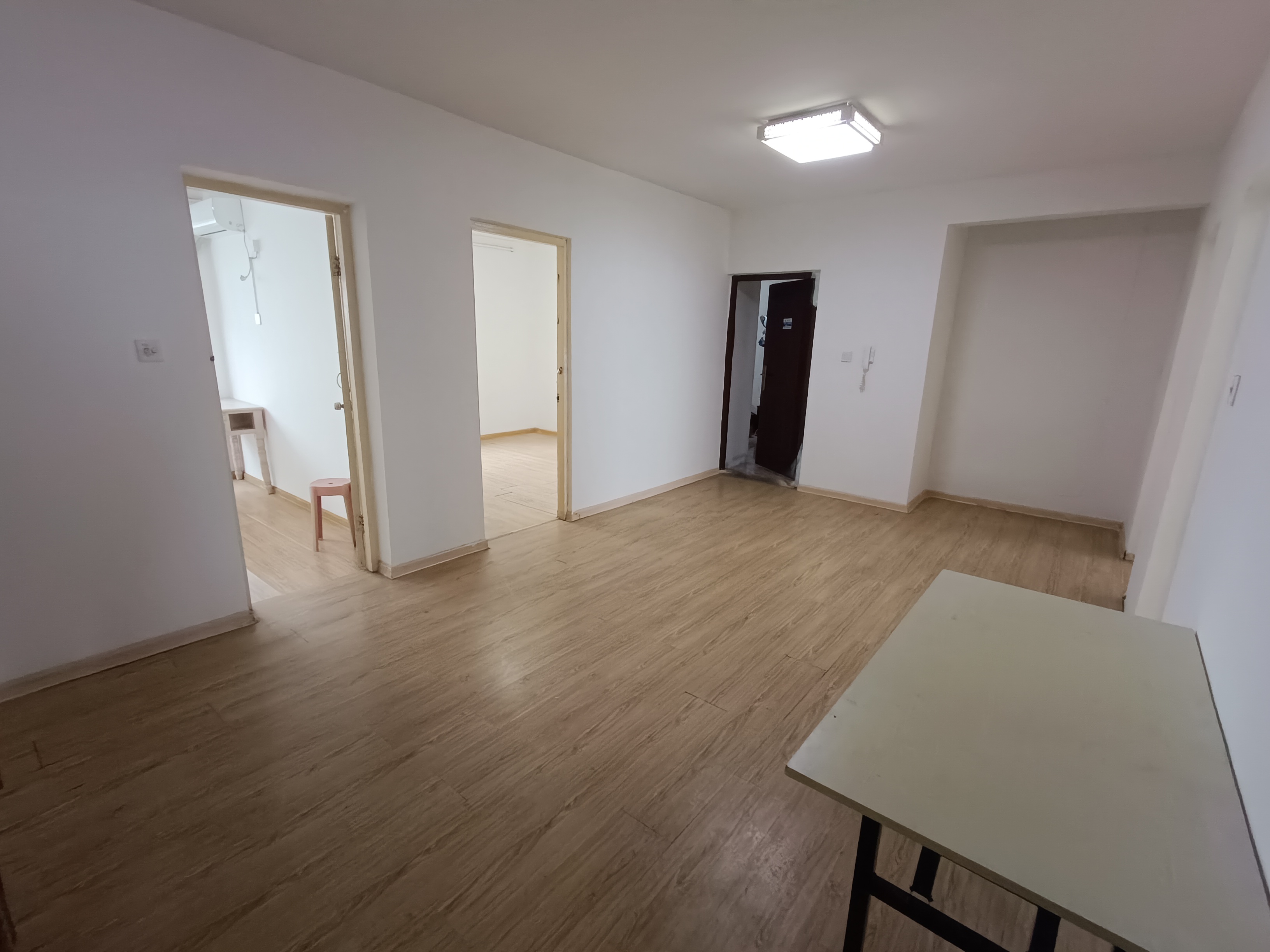 城山家园 3室2厅2卫 140m&sup2;