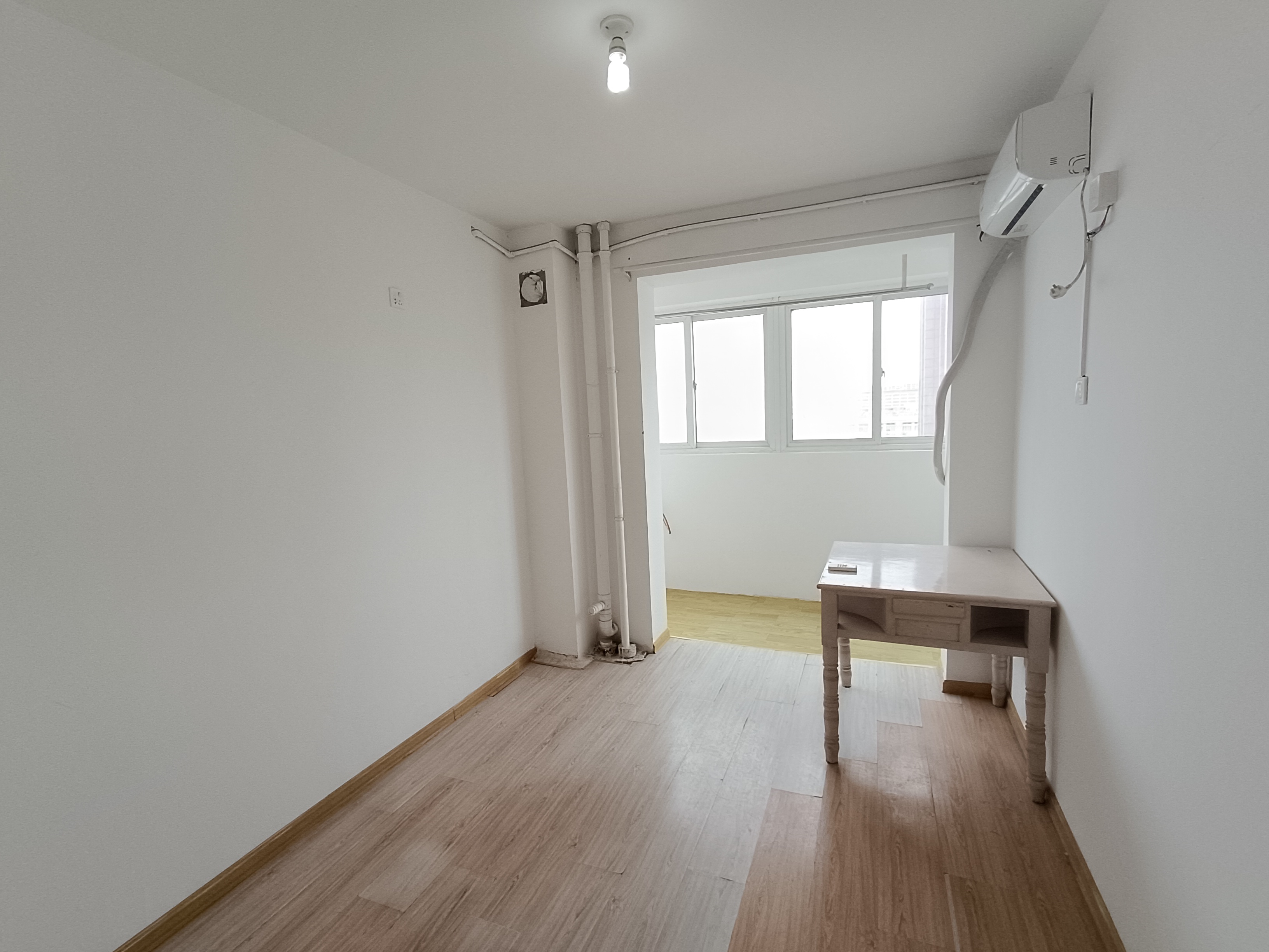 城山家园 3室2厅2卫 140m&sup2;