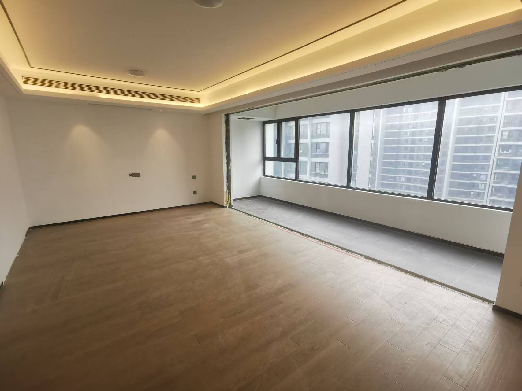 滨江道静园 3室2厅2卫 159.85m&sup2;