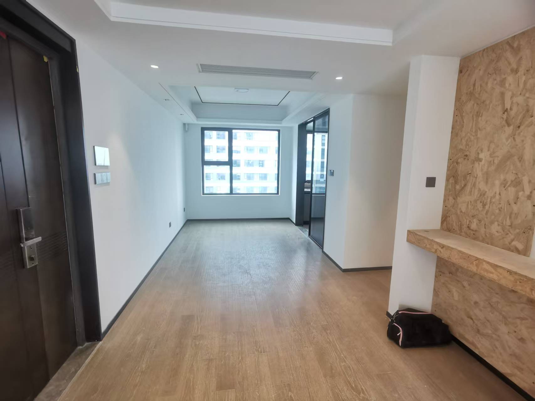 滨江道静园 3室2厅2卫 159.85m&sup2;
