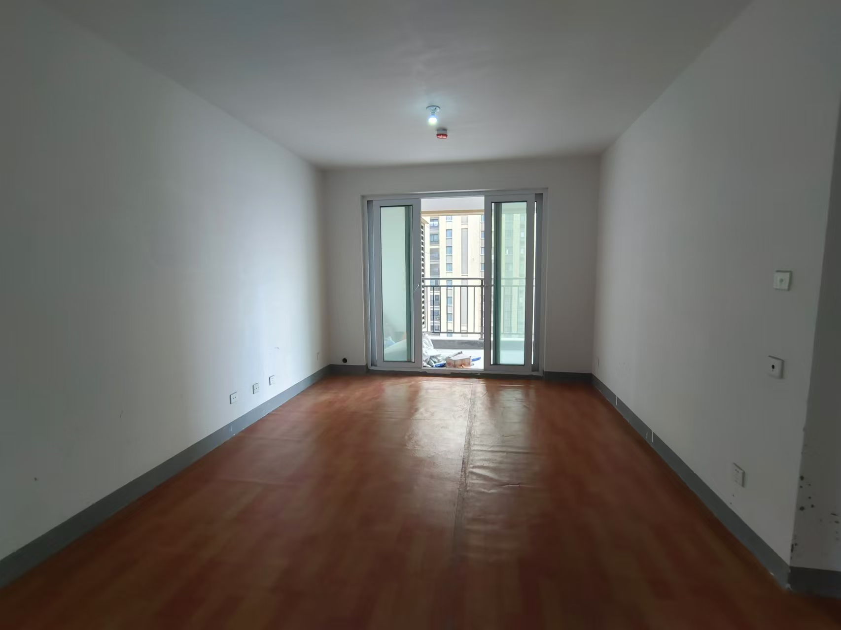 新城香溢紫郡 3室2厅2卫 117.00m²