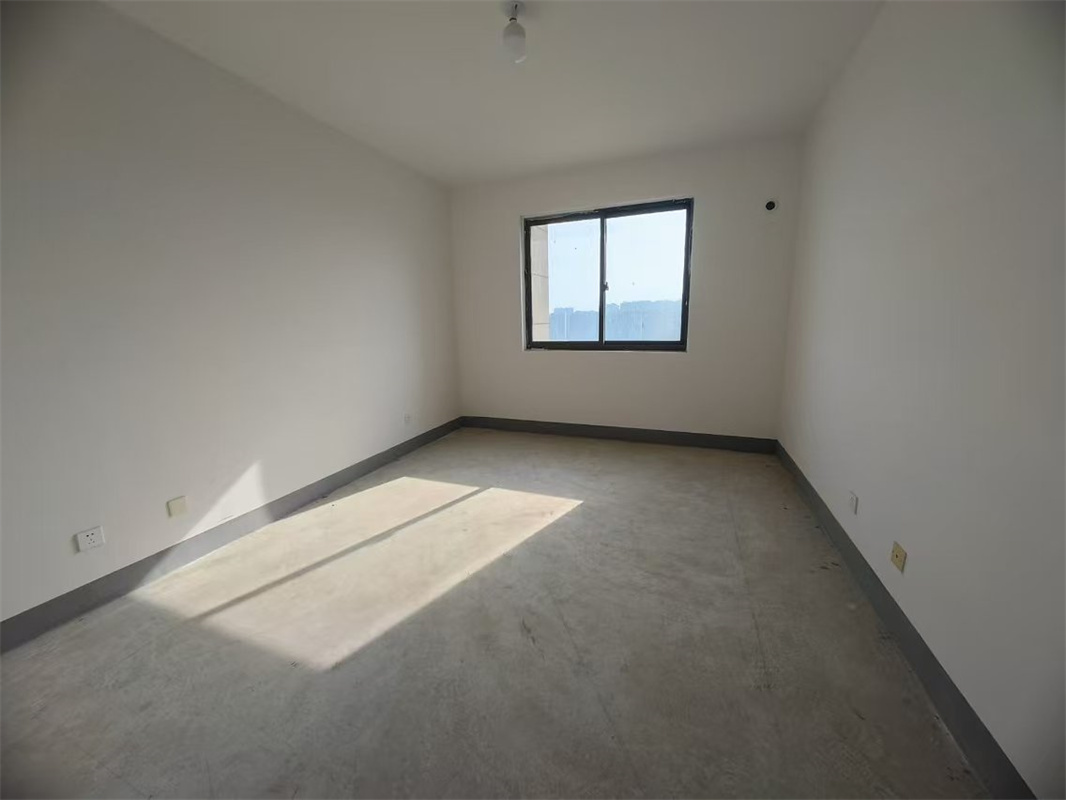同和嘉苑南区 3室1厅1卫 121.00m&sup2;