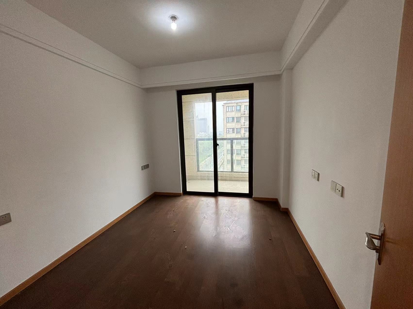 中南熙悦(南通经济技术开发区) 4室2厅2卫 120.91m&sup2;