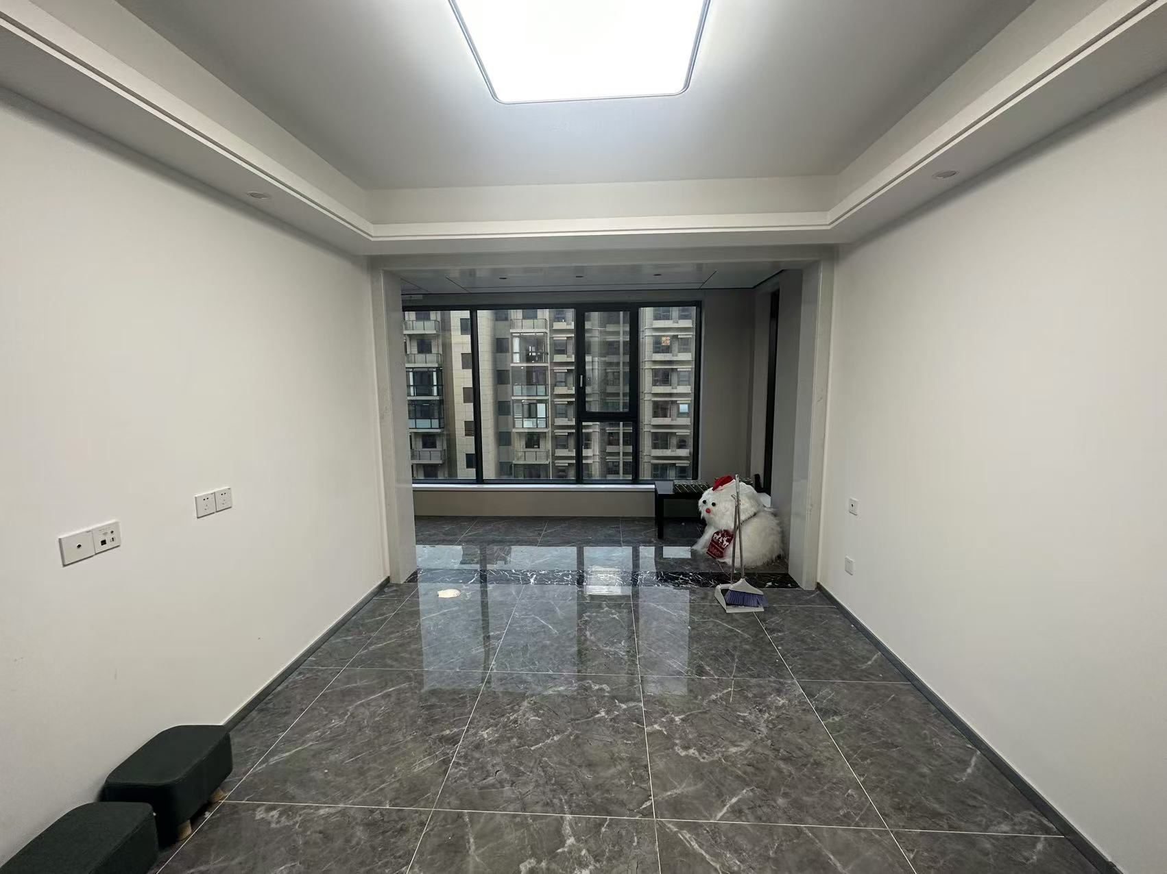 湖悦云境 3室2厅1卫 97m²