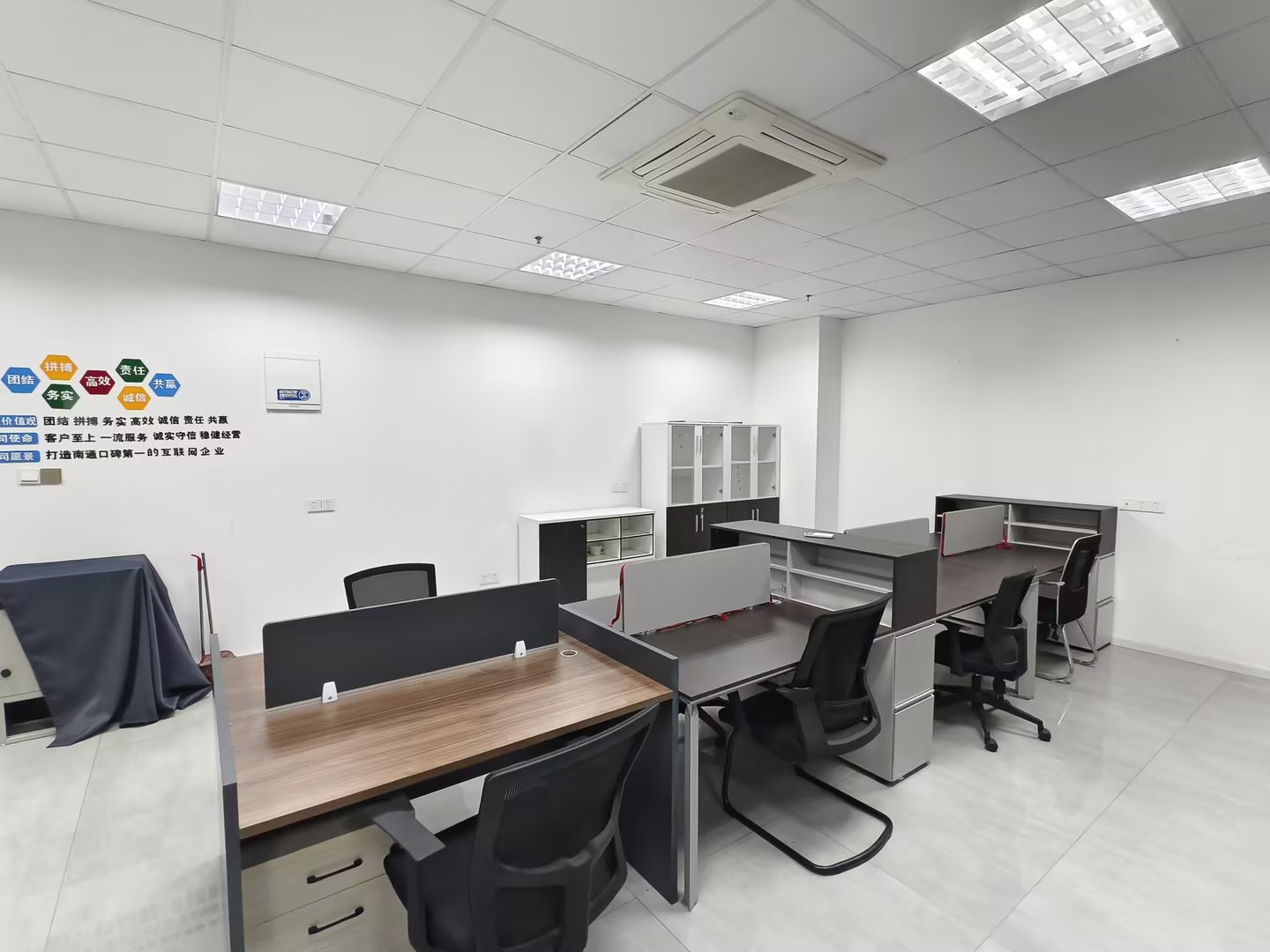 华强城 1室1厅1卫 125m&sup2;