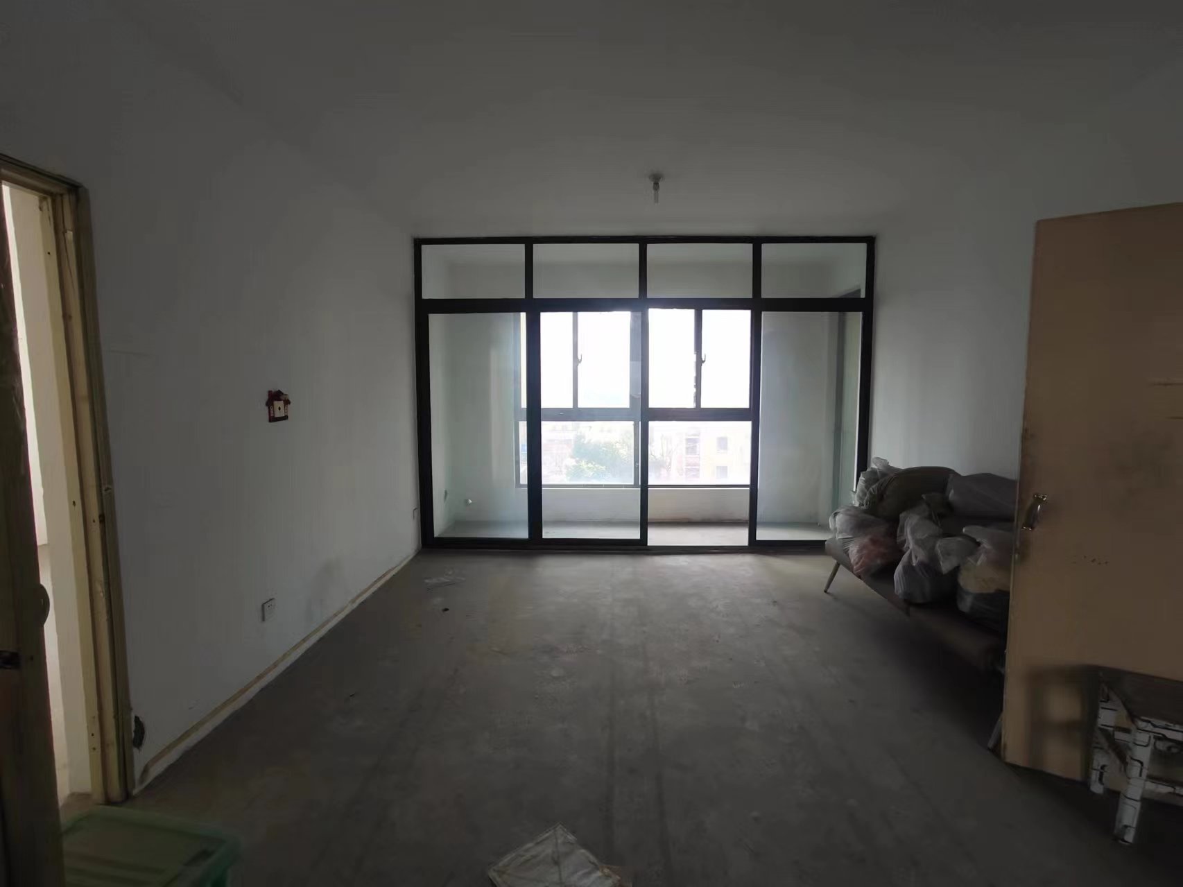 德诚&middot;翰景园 3室2厅2卫 121.00m&sup2;