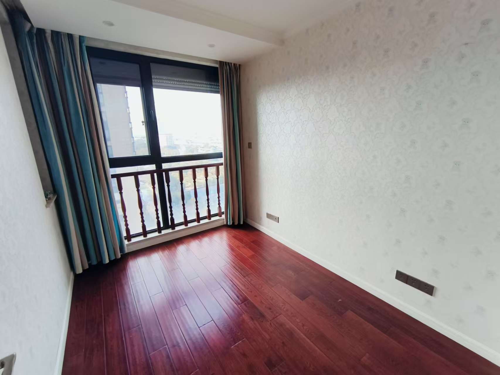 苏建学府雅居 3室1厅1卫 113m&sup2;