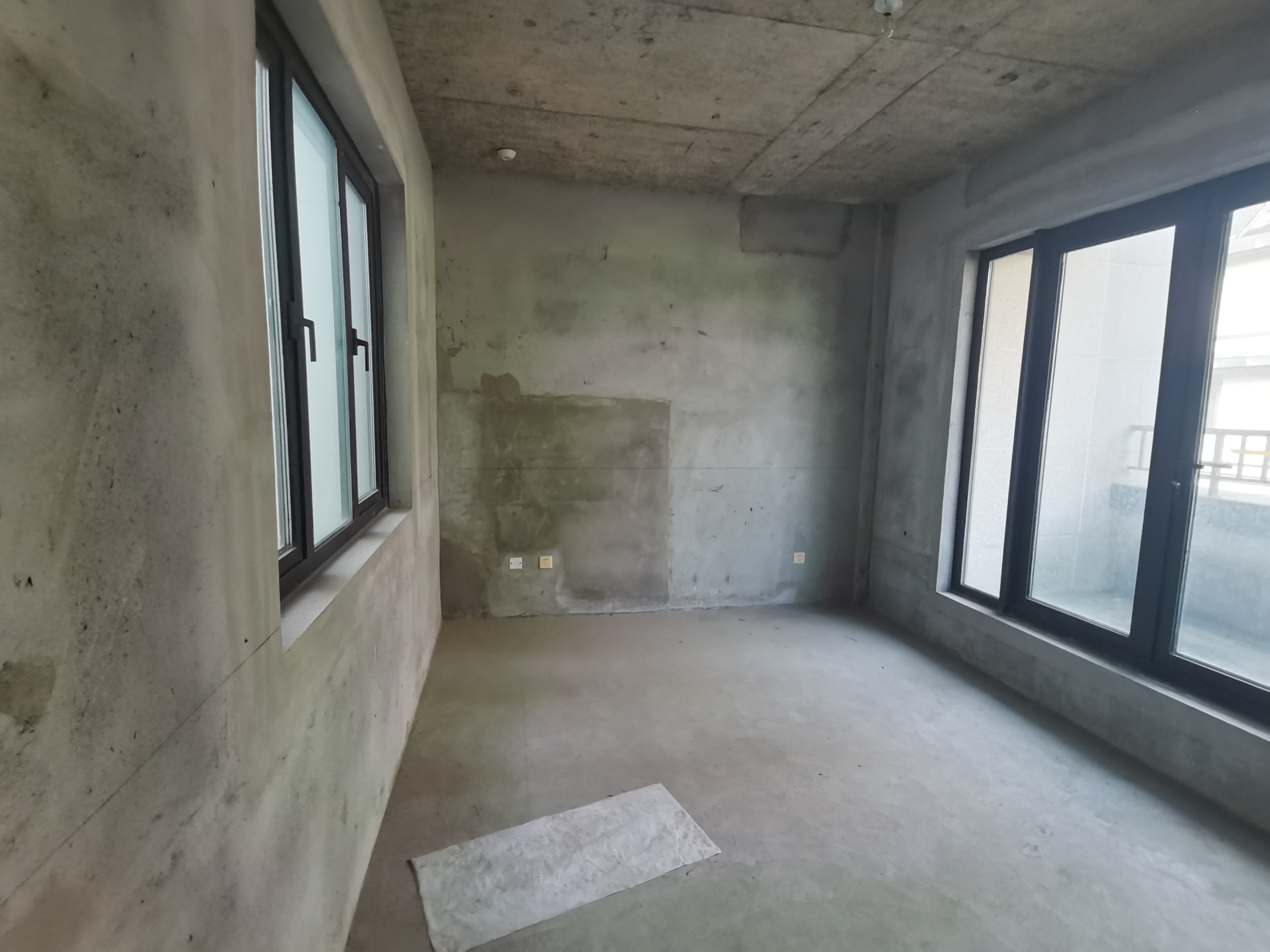 新瑞文化翡翠园 5室2厅3卫 445m&sup2;