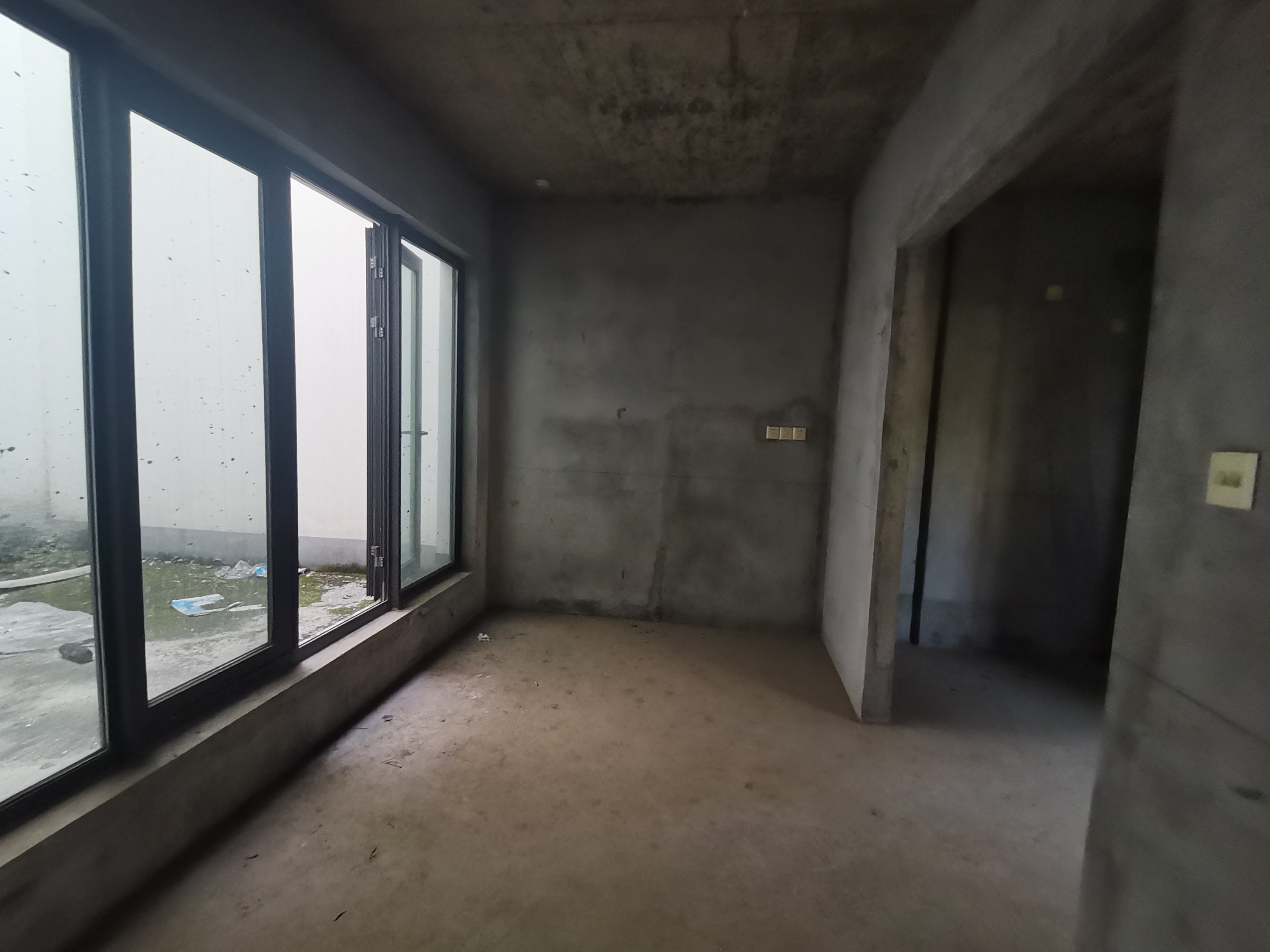 新瑞文化翡翠园 5室2厅3卫 445m&sup2;