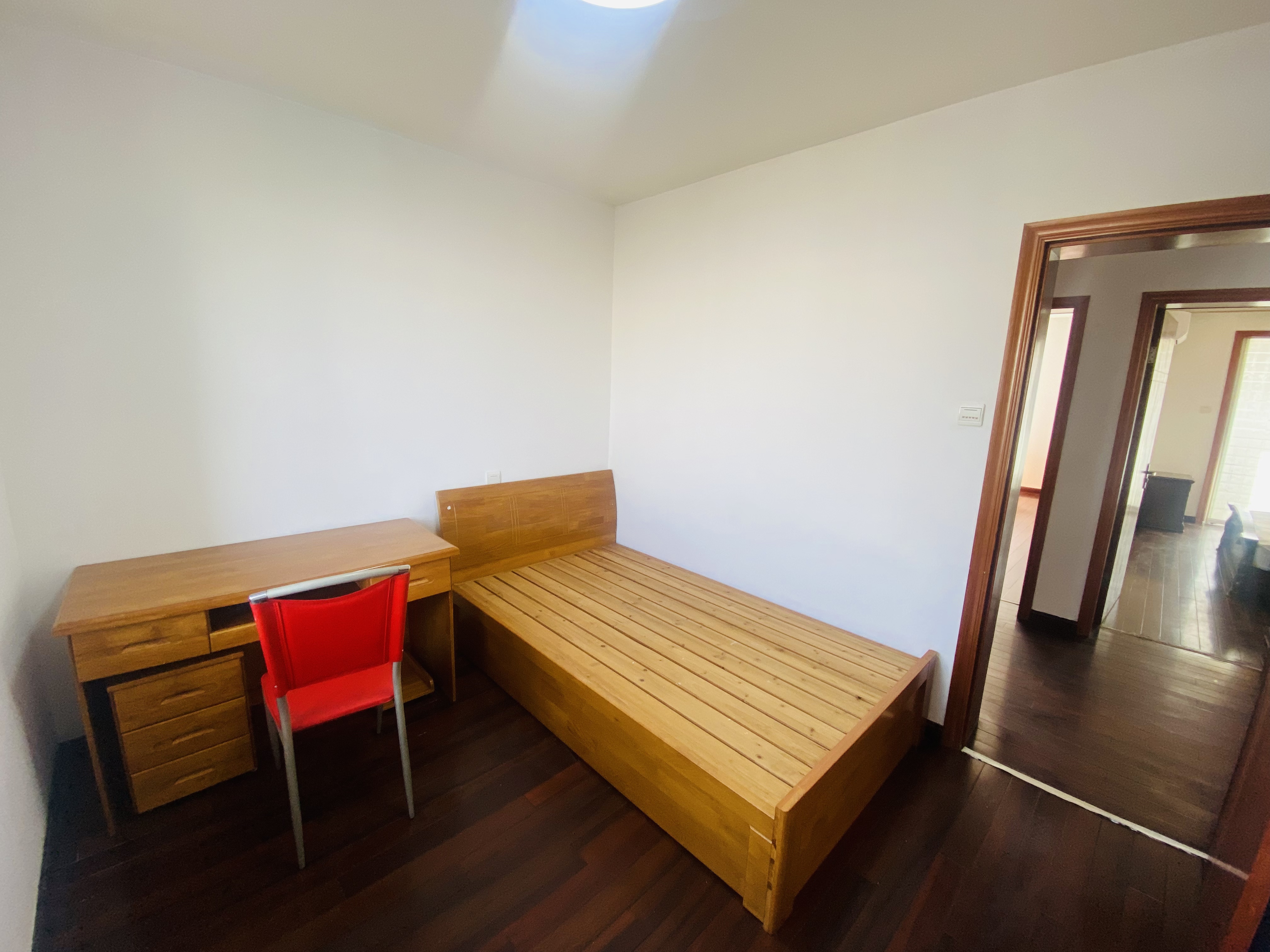春晖花园 3室2厅2卫 120m&sup2;