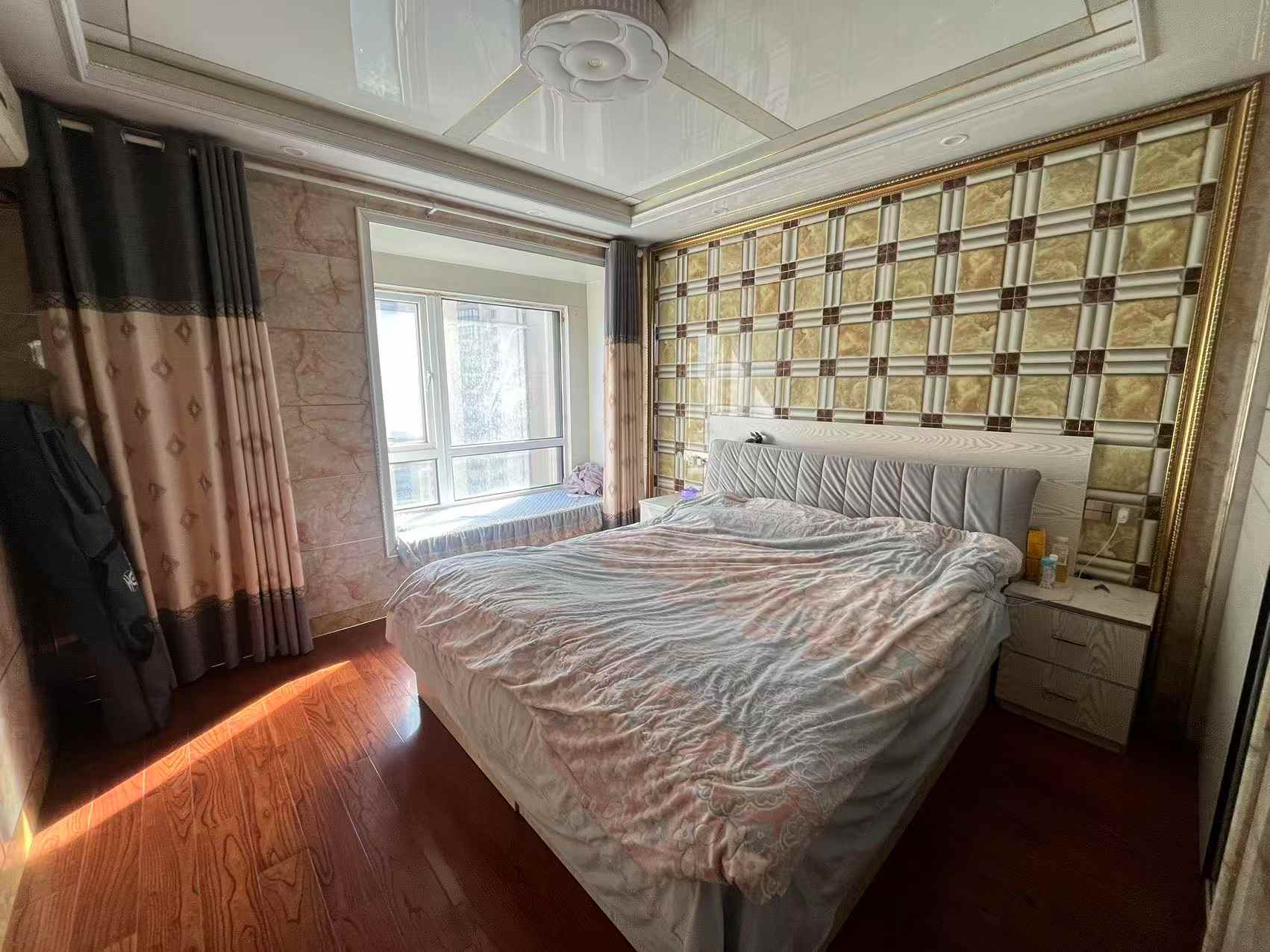 中海碧林湾 3室2厅1卫 107.97m²