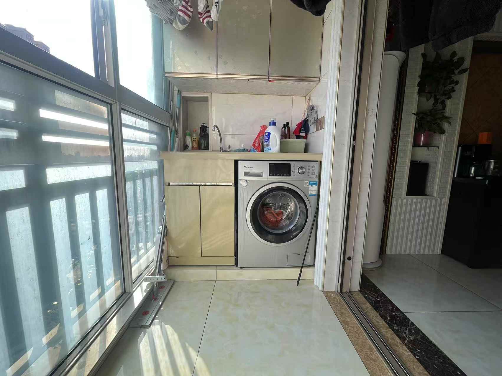 中海碧林湾 3室2厅1卫 107.97m²