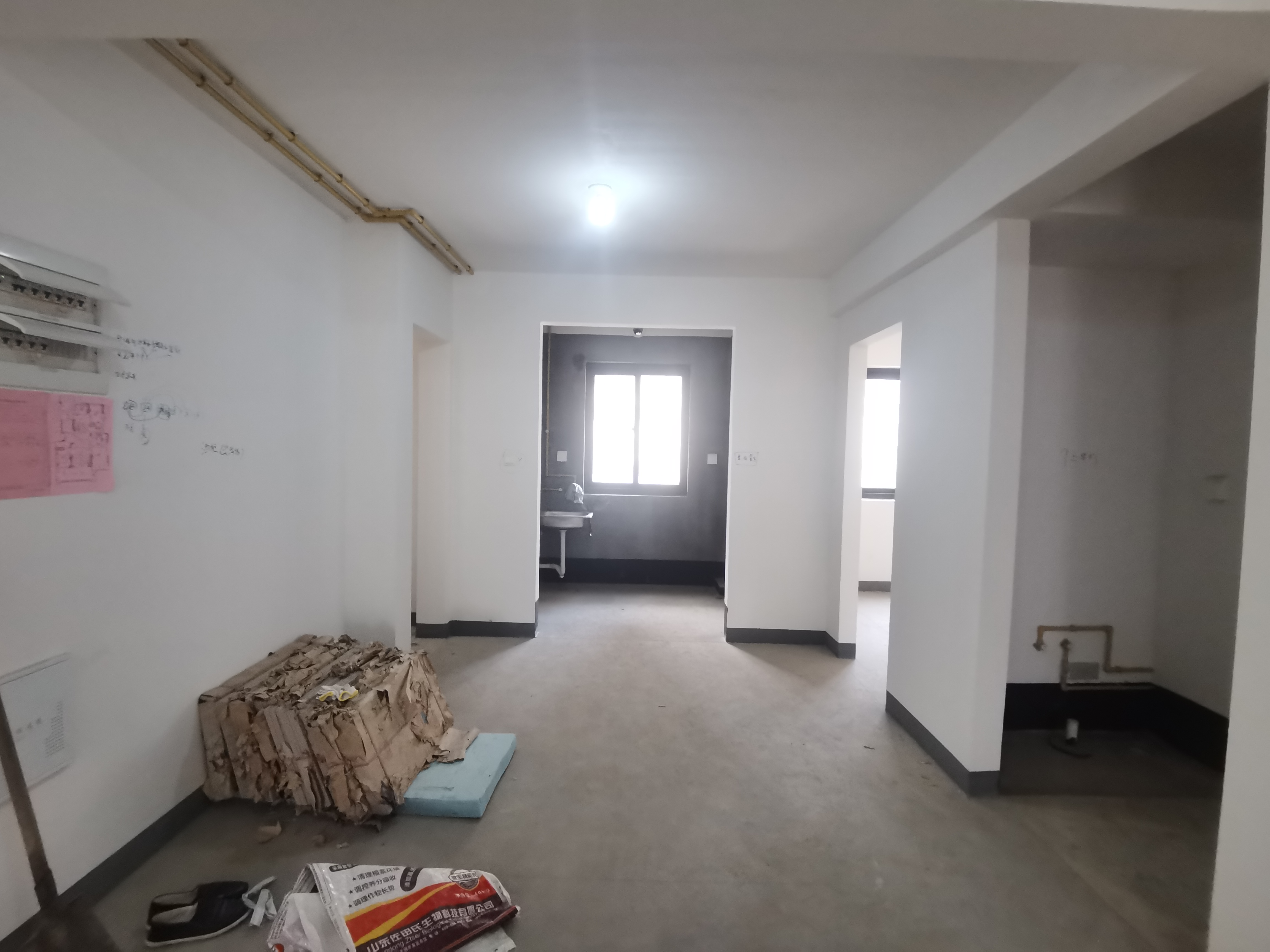 招商新城雍景湾 4室2厅2卫 137m²