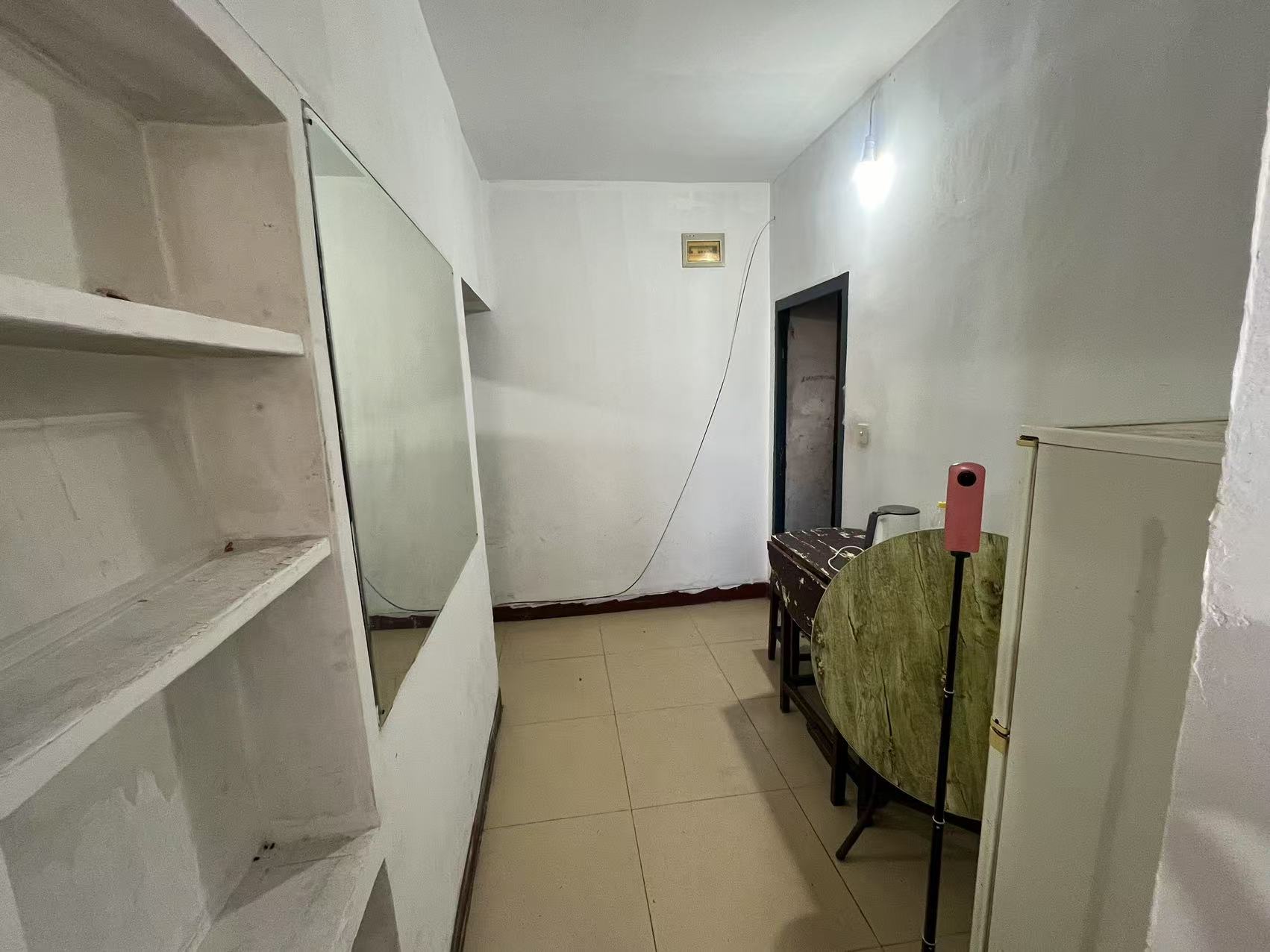 地区机关宿舍 2室1厅1卫 55m²